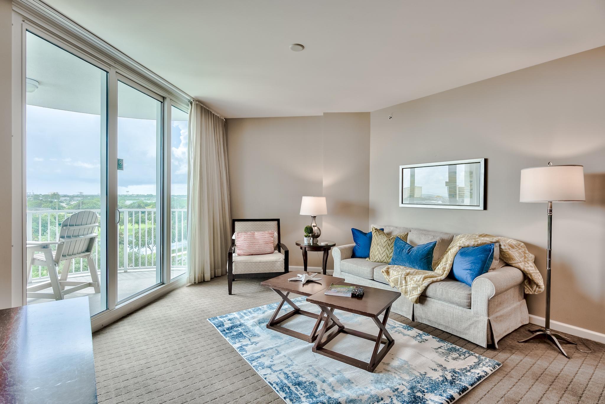 THE PALMS OF DESTIN - Residential