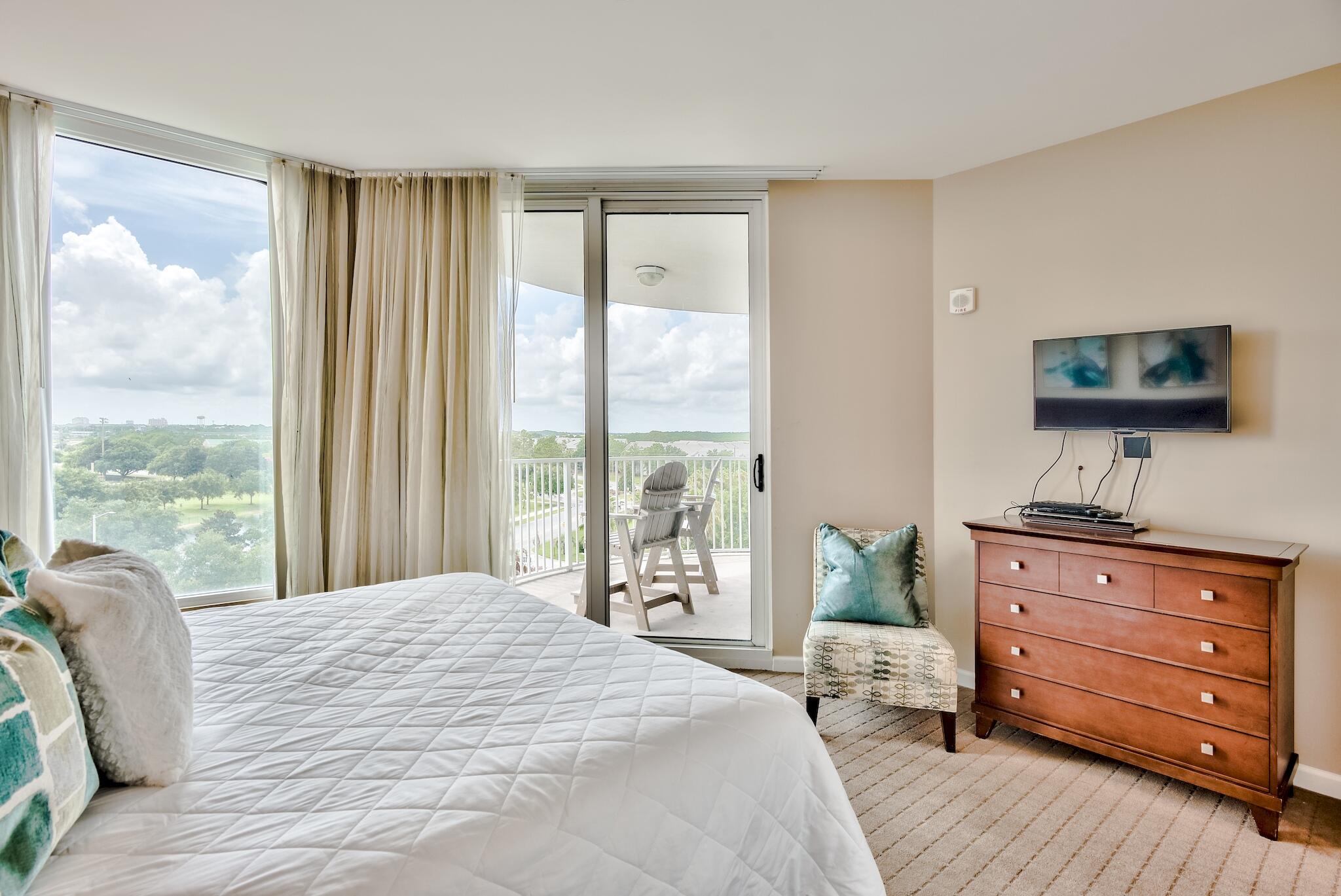 THE PALMS OF DESTIN - Residential