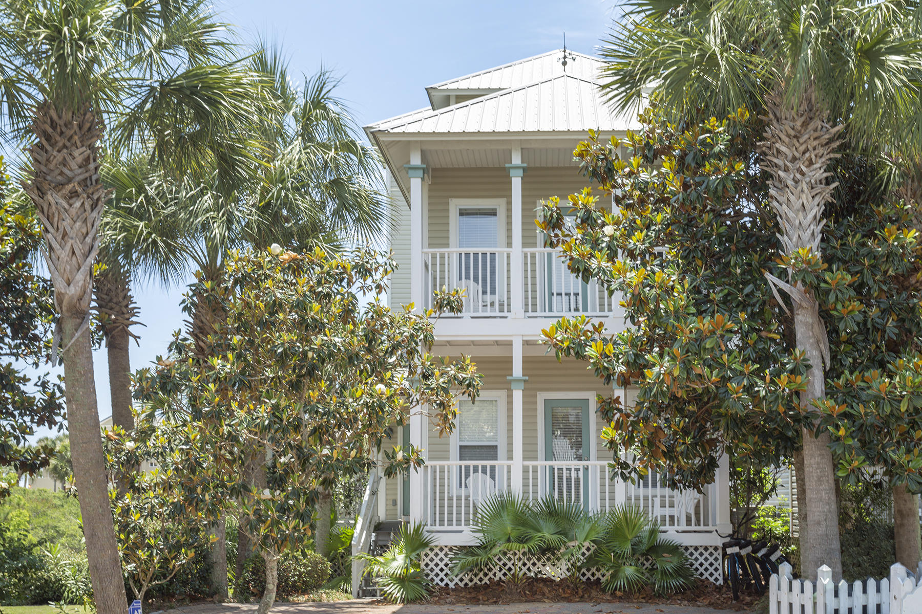 OLD FLORIDA COTTAGES - Residential