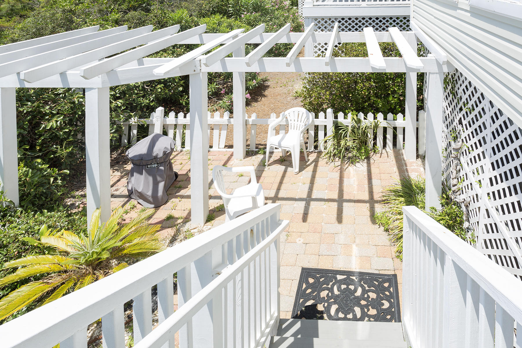 OLD FLORIDA COTTAGES - Residential