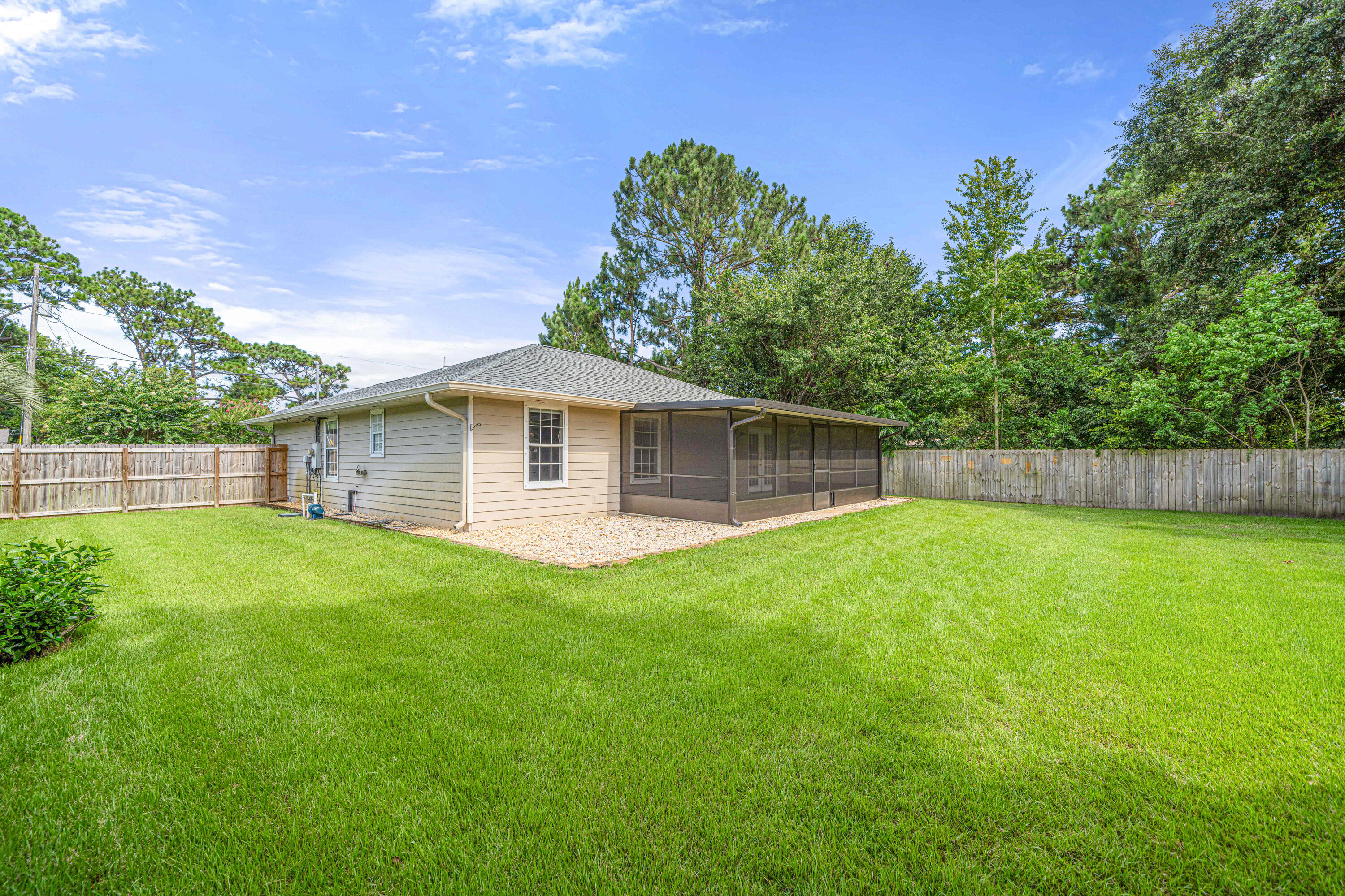 WYNNEHAVEN BEACH ESTATES - Residential