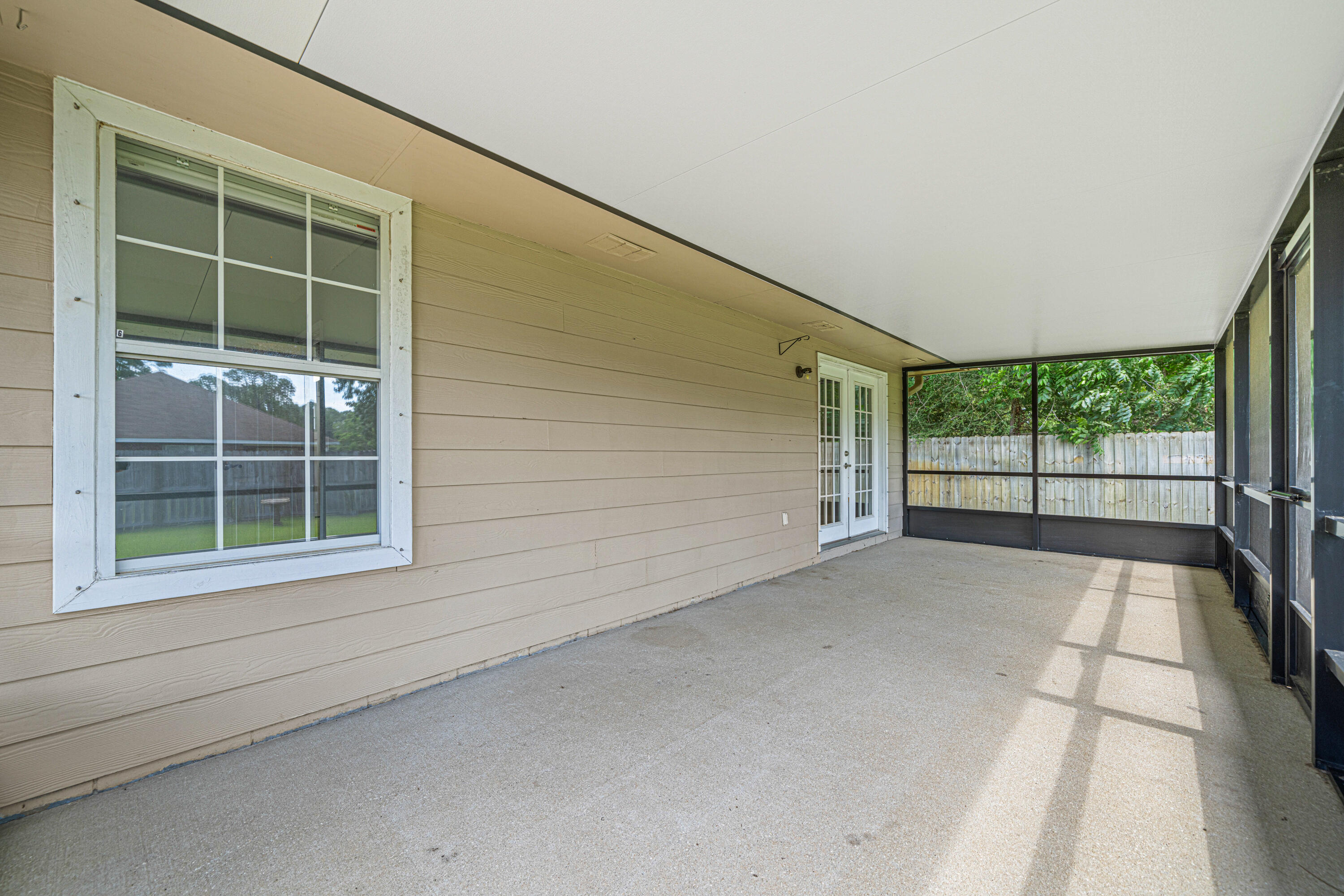 WYNNEHAVEN BEACH ESTATES - Residential