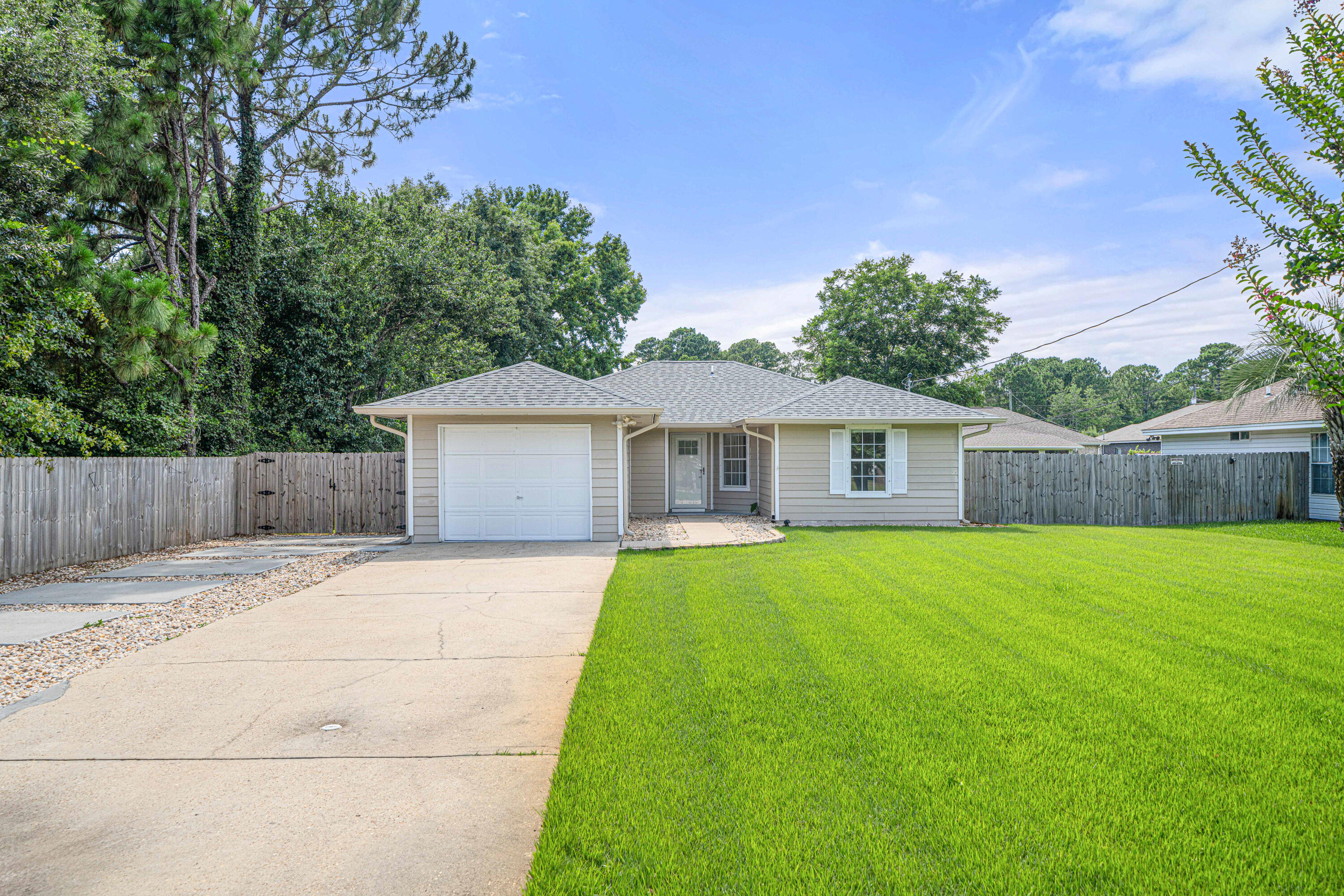 WYNNEHAVEN BEACH ESTATES - Residential