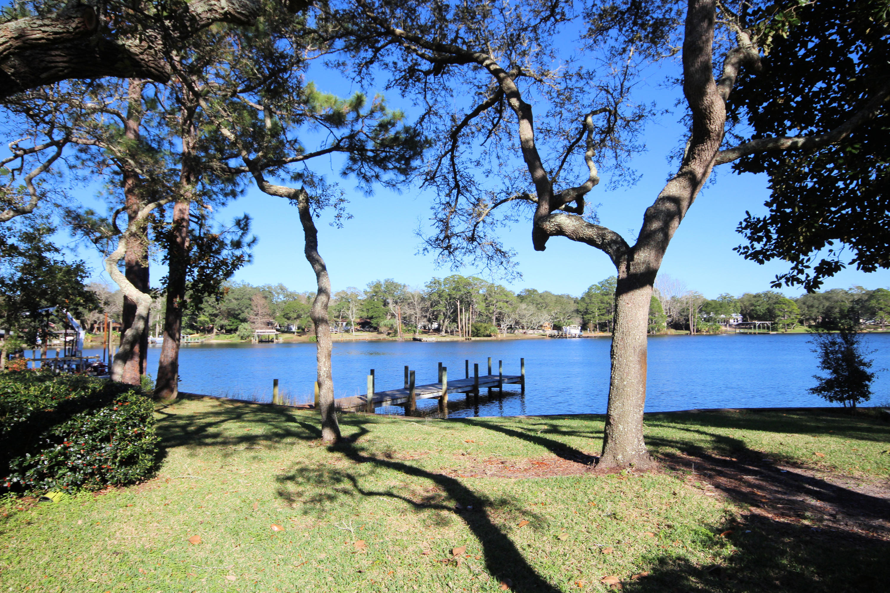 METES AND BOUNDS - Residential