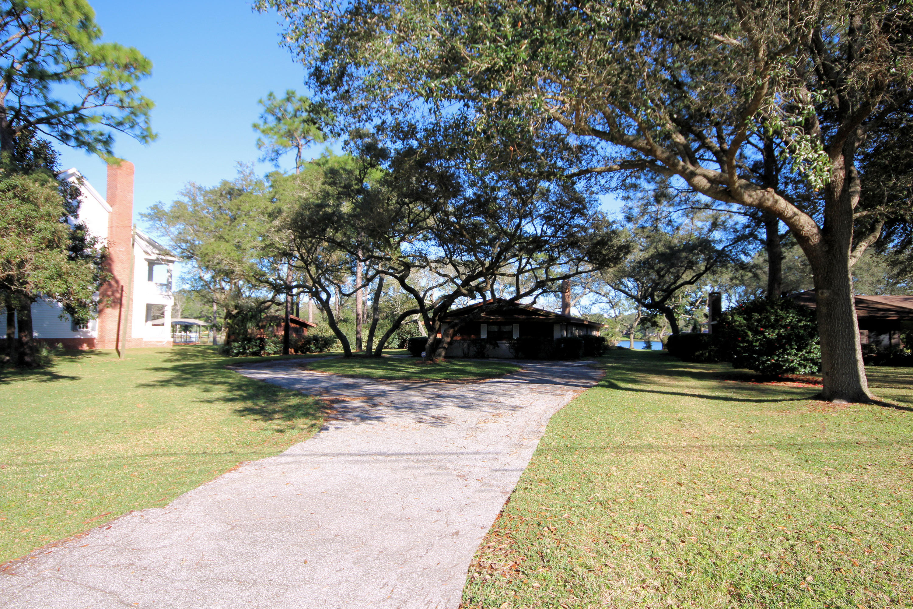 METES AND BOUNDS - Residential