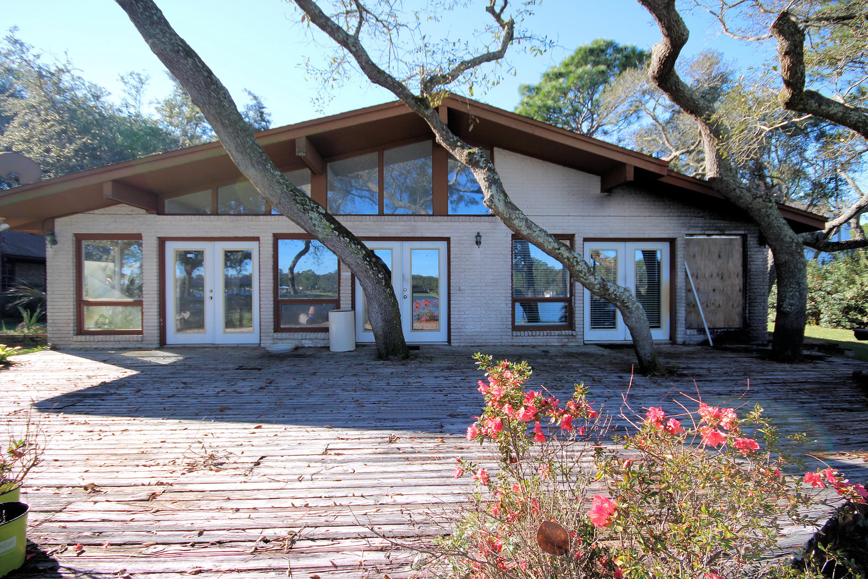 METES AND BOUNDS - Residential