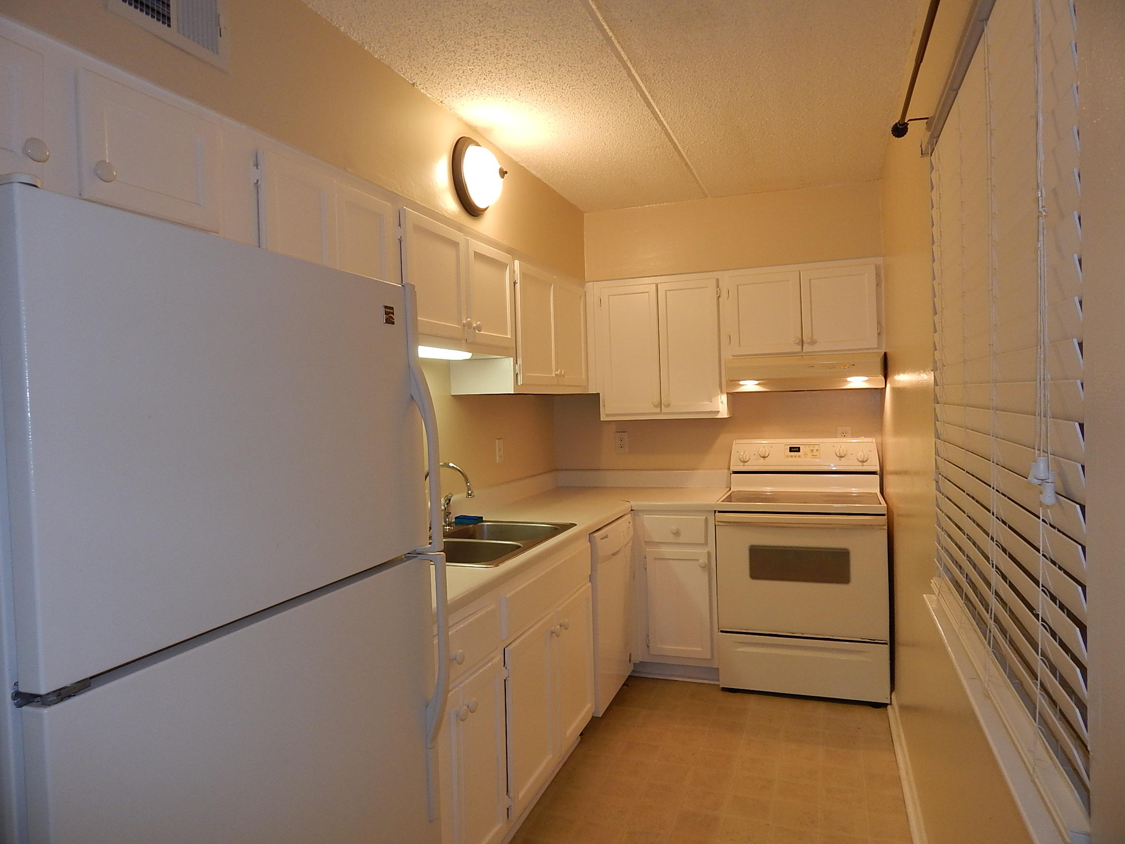 CEDARS CONDO - Residential