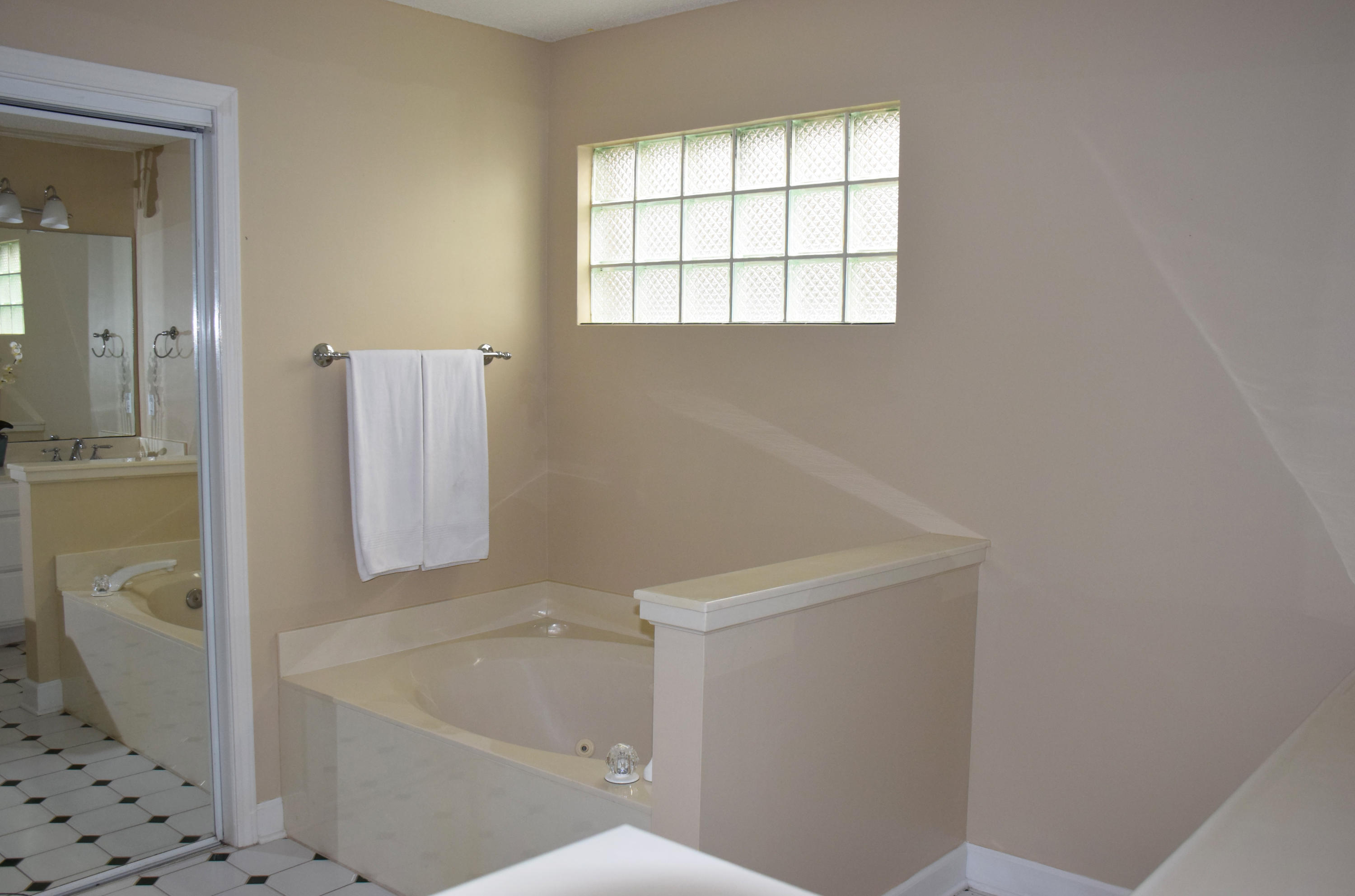 Fairway Lakes Phase 2 - Residential