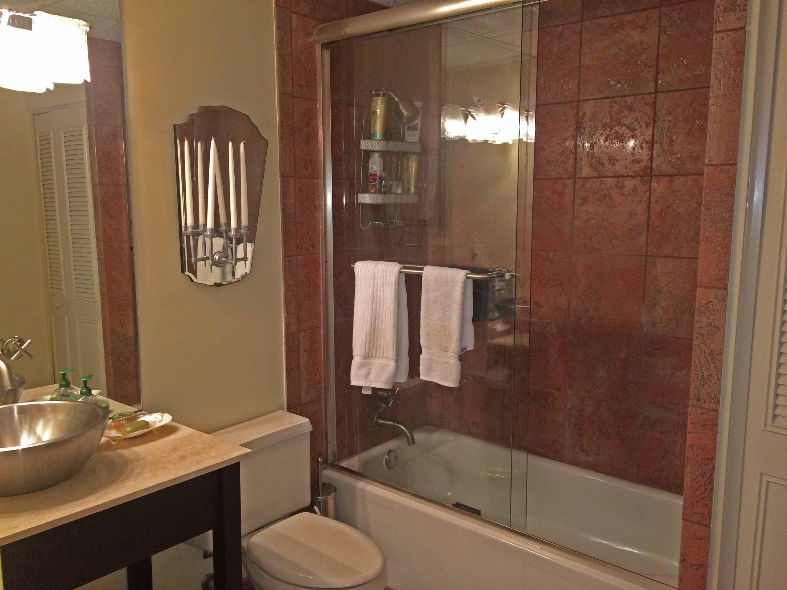 SUN KING TOWERS PH 1, BLDG 2 - Residential