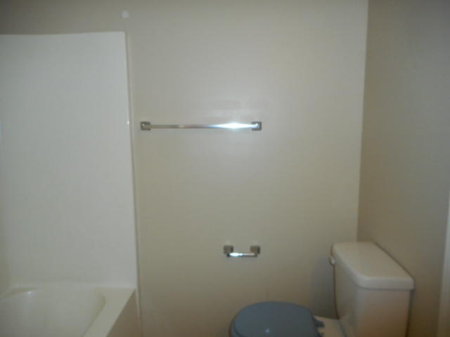 SHAY LIN T/H - Residential