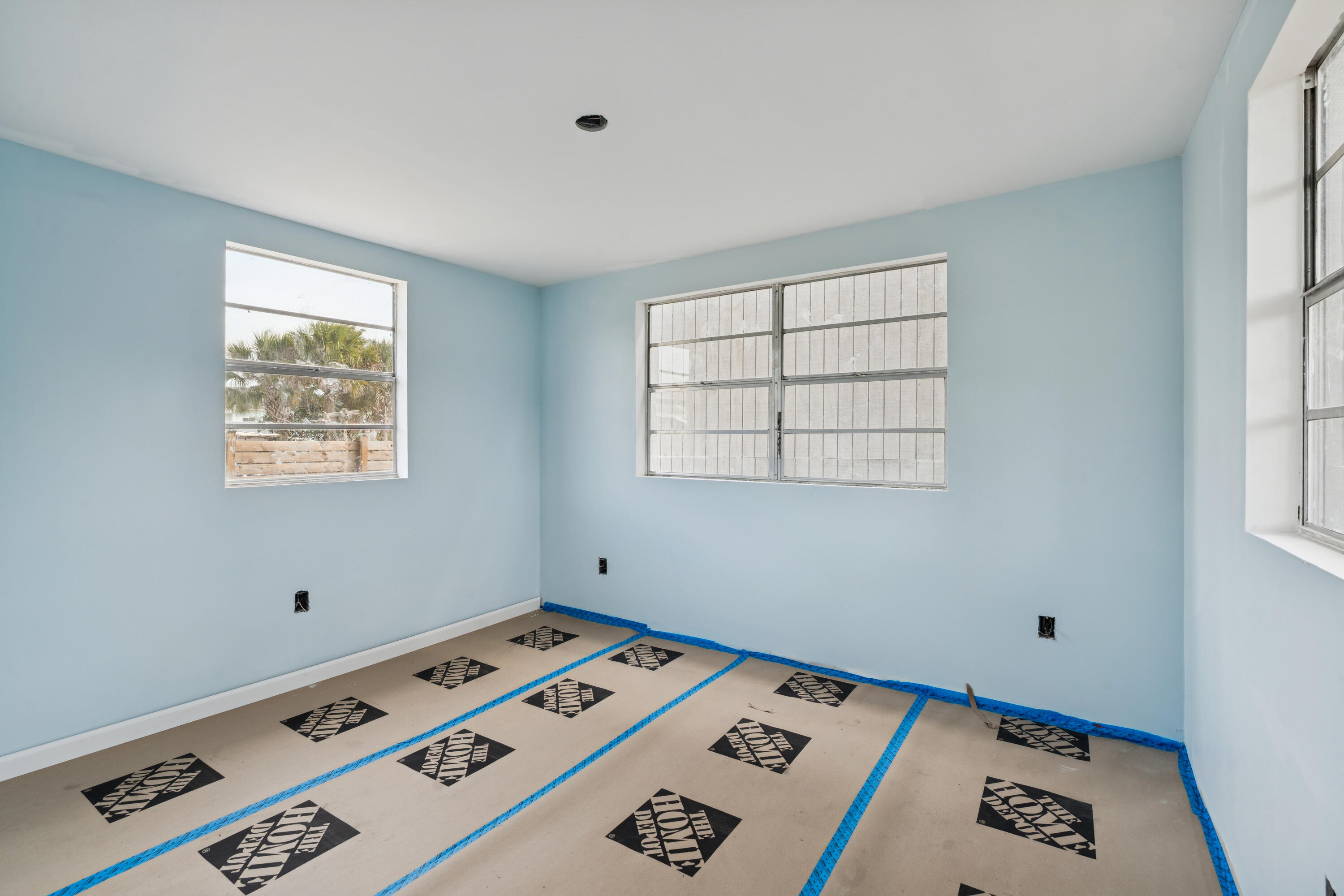 RIVIERA BEACH - Residential