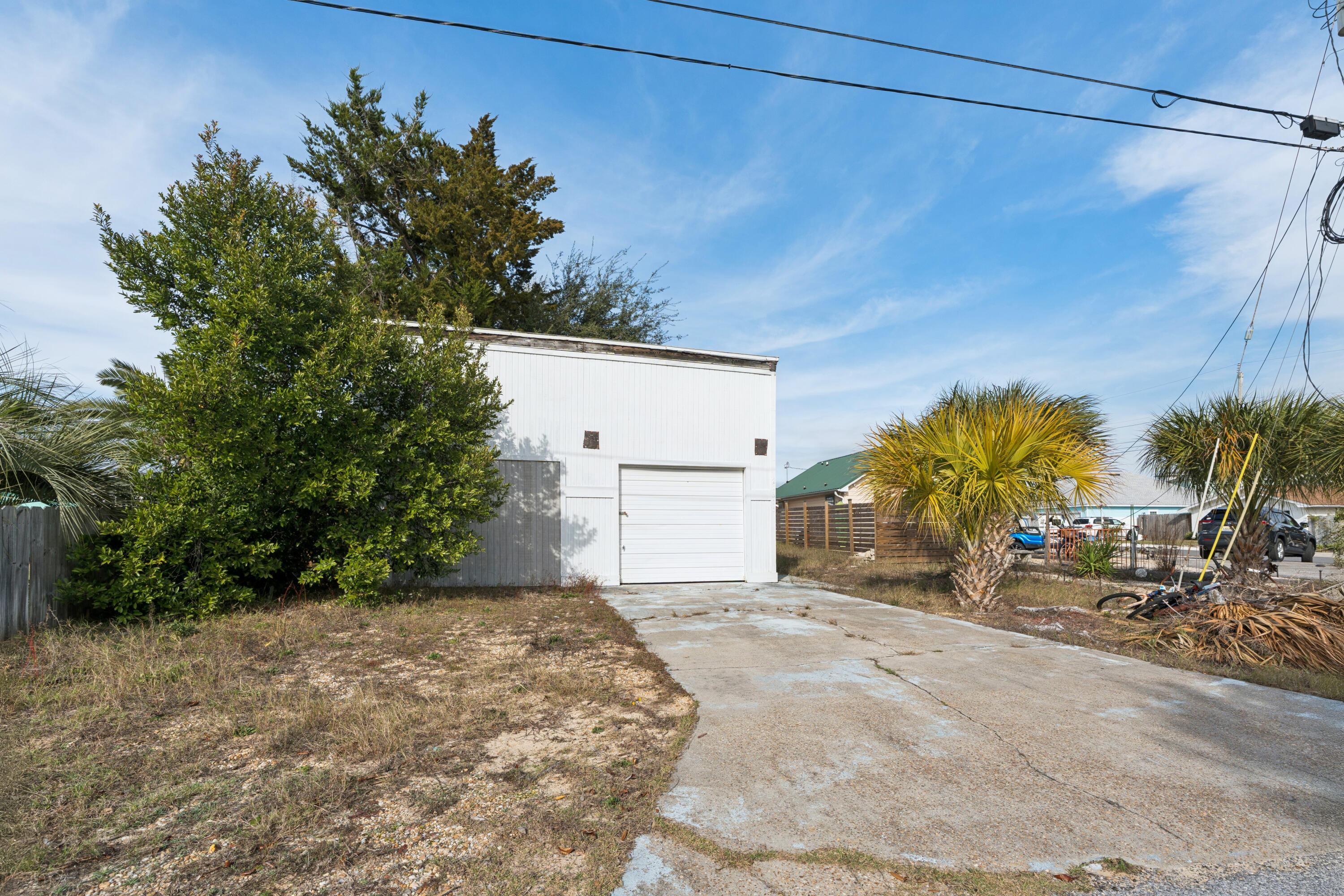 RIVIERA BEACH - Residential