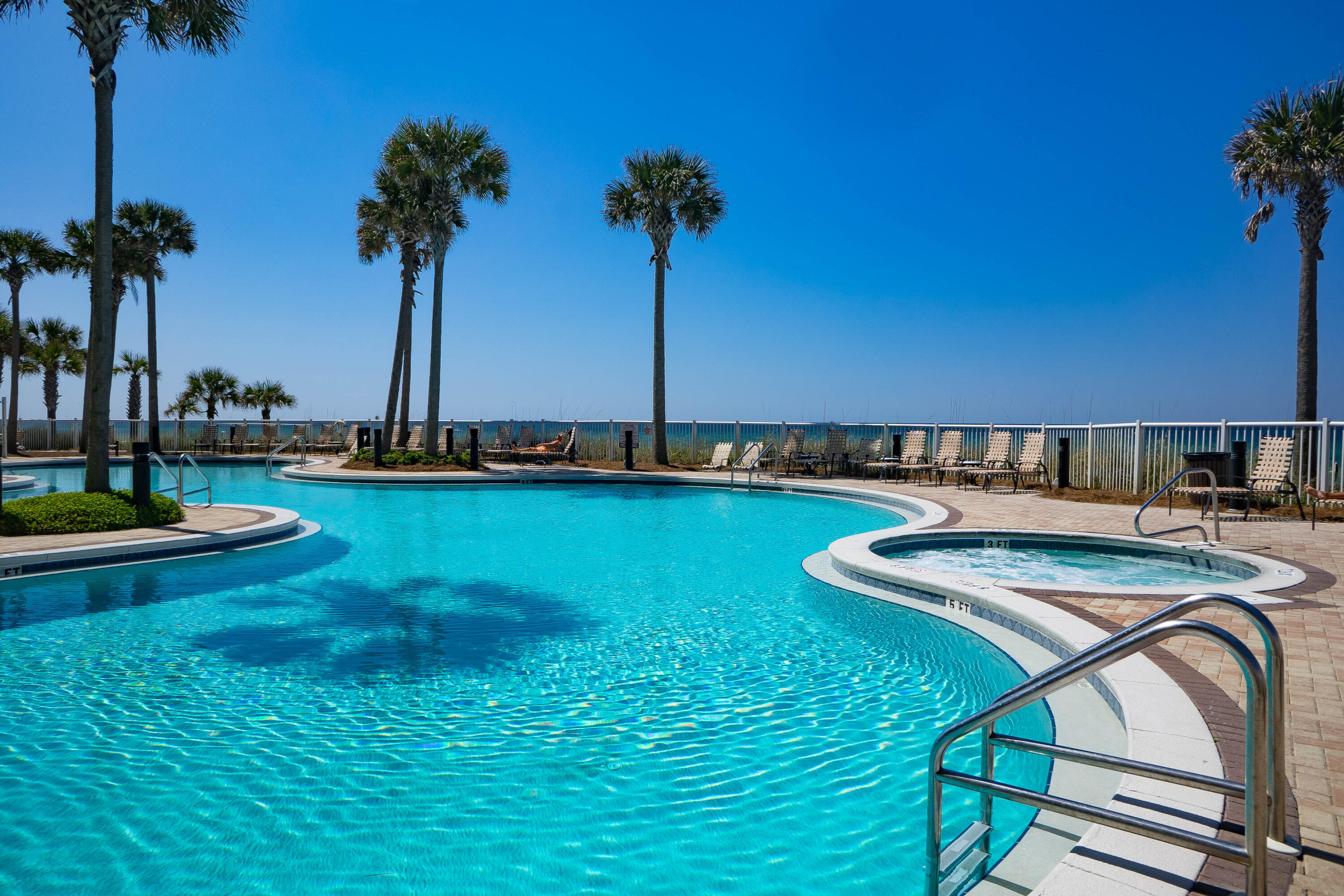 GRAND PANAMA BEACH RESORTS - Residential