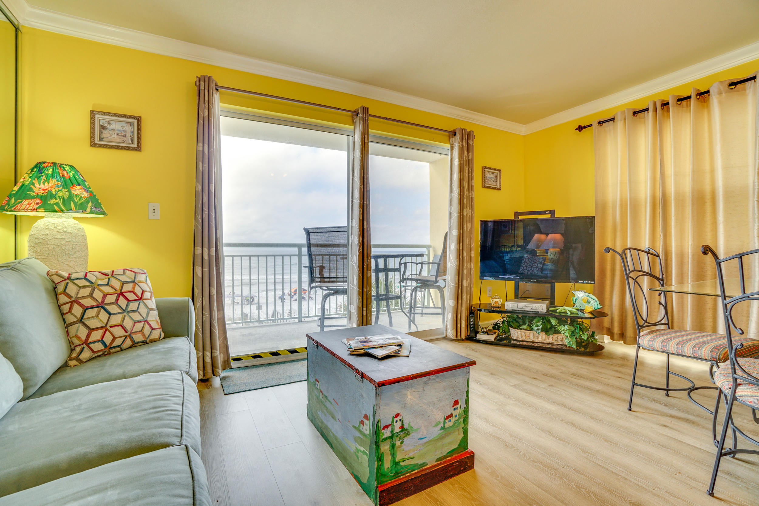 PELICAN ISLE - Residential