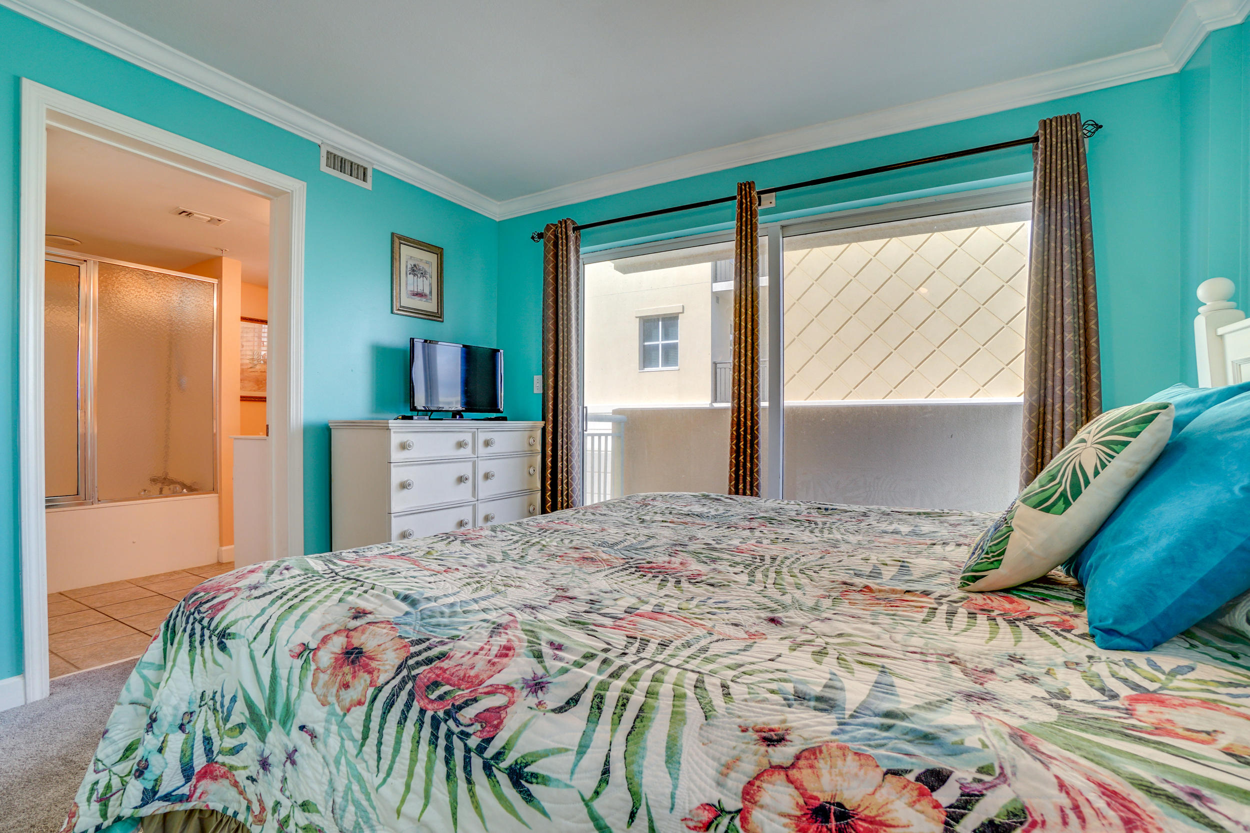 PELICAN ISLE - Residential