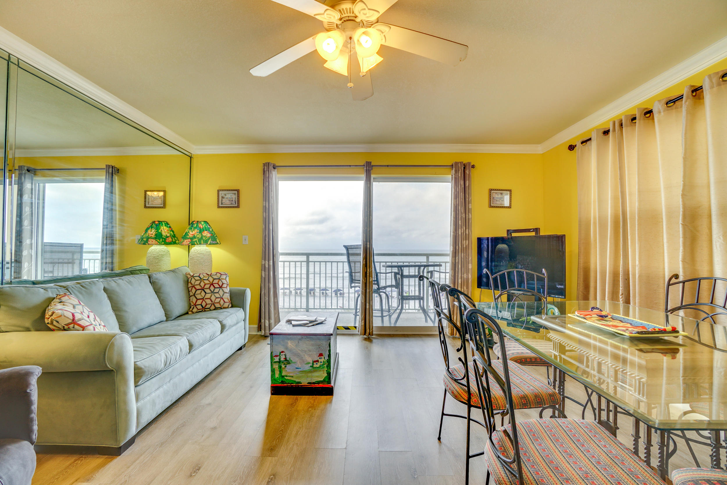 PELICAN ISLE - Residential