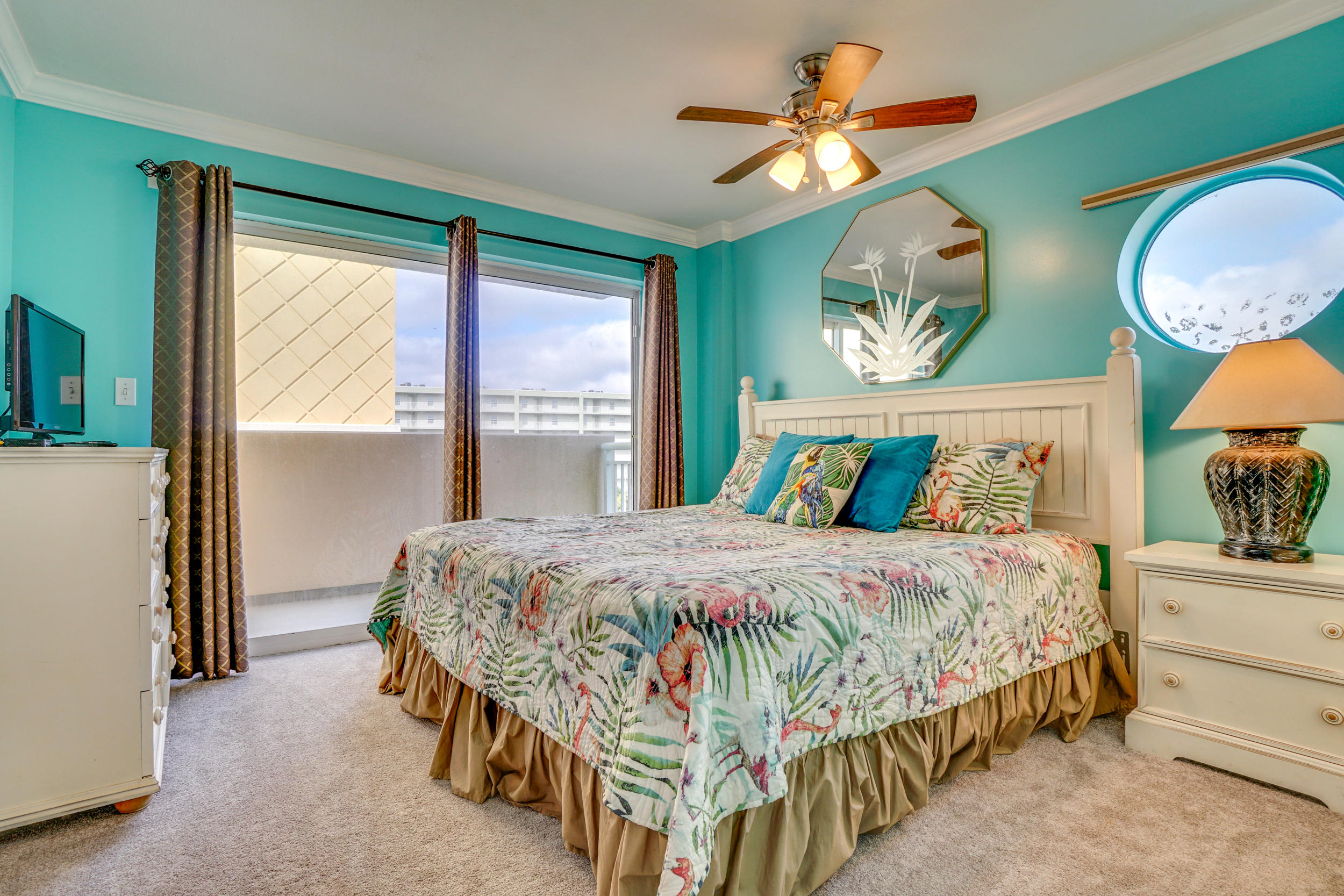 PELICAN ISLE - Residential