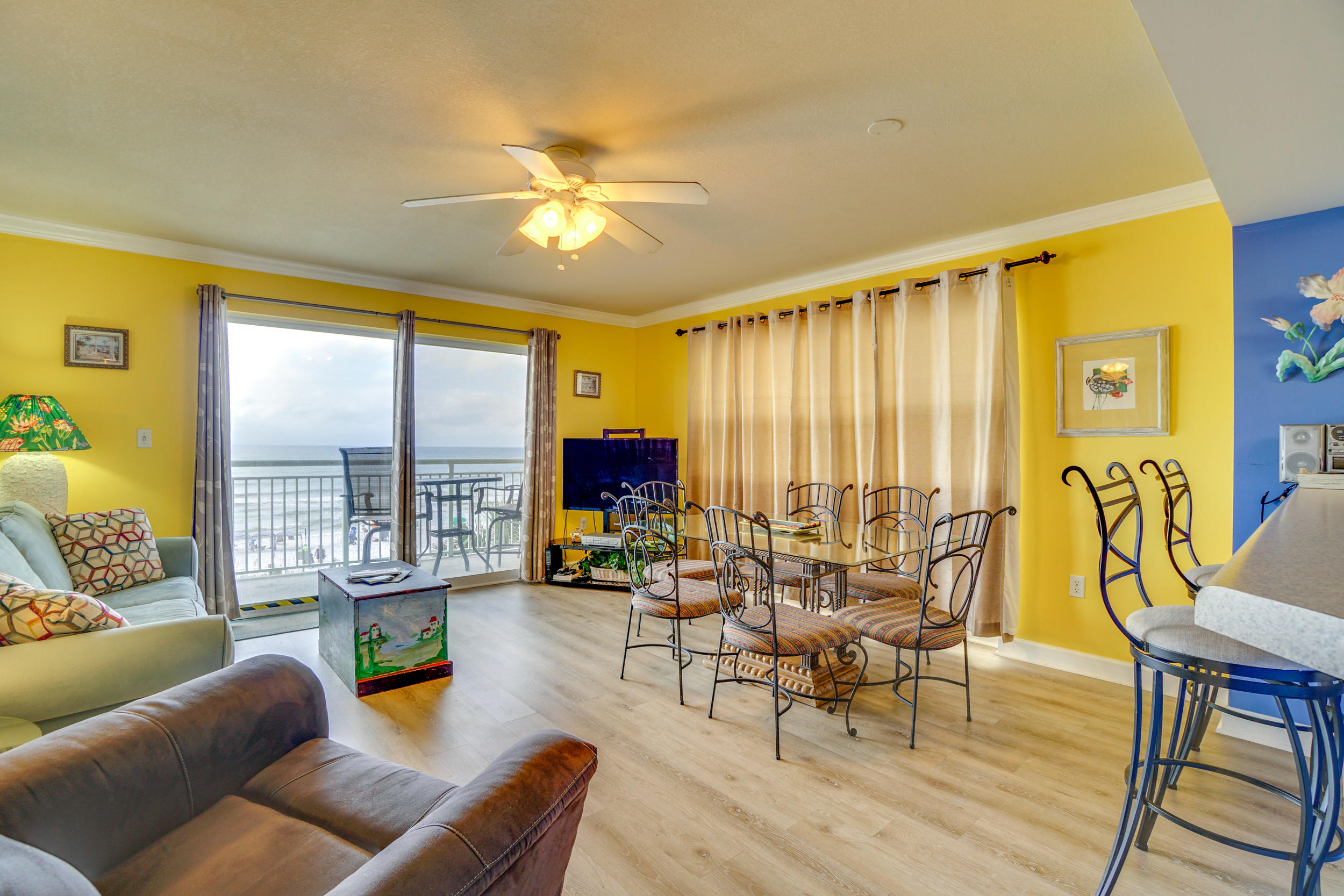 PELICAN ISLE - Residential