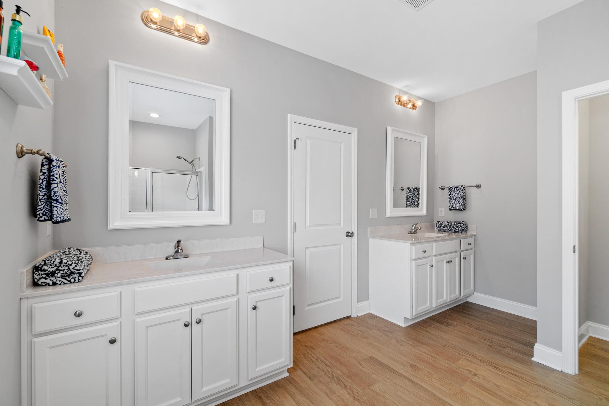 CRESCENT SHORES - Residential