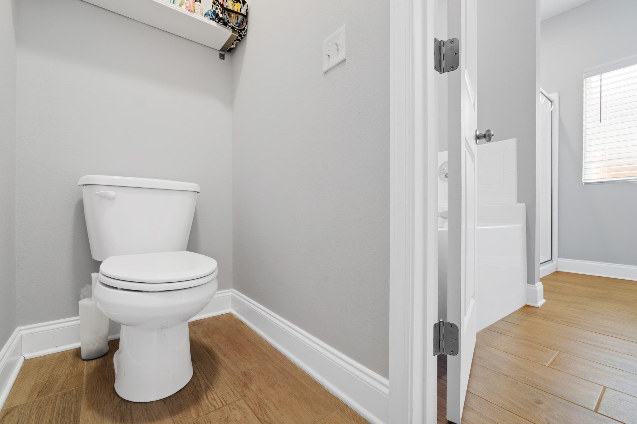 CRESCENT SHORES - Residential