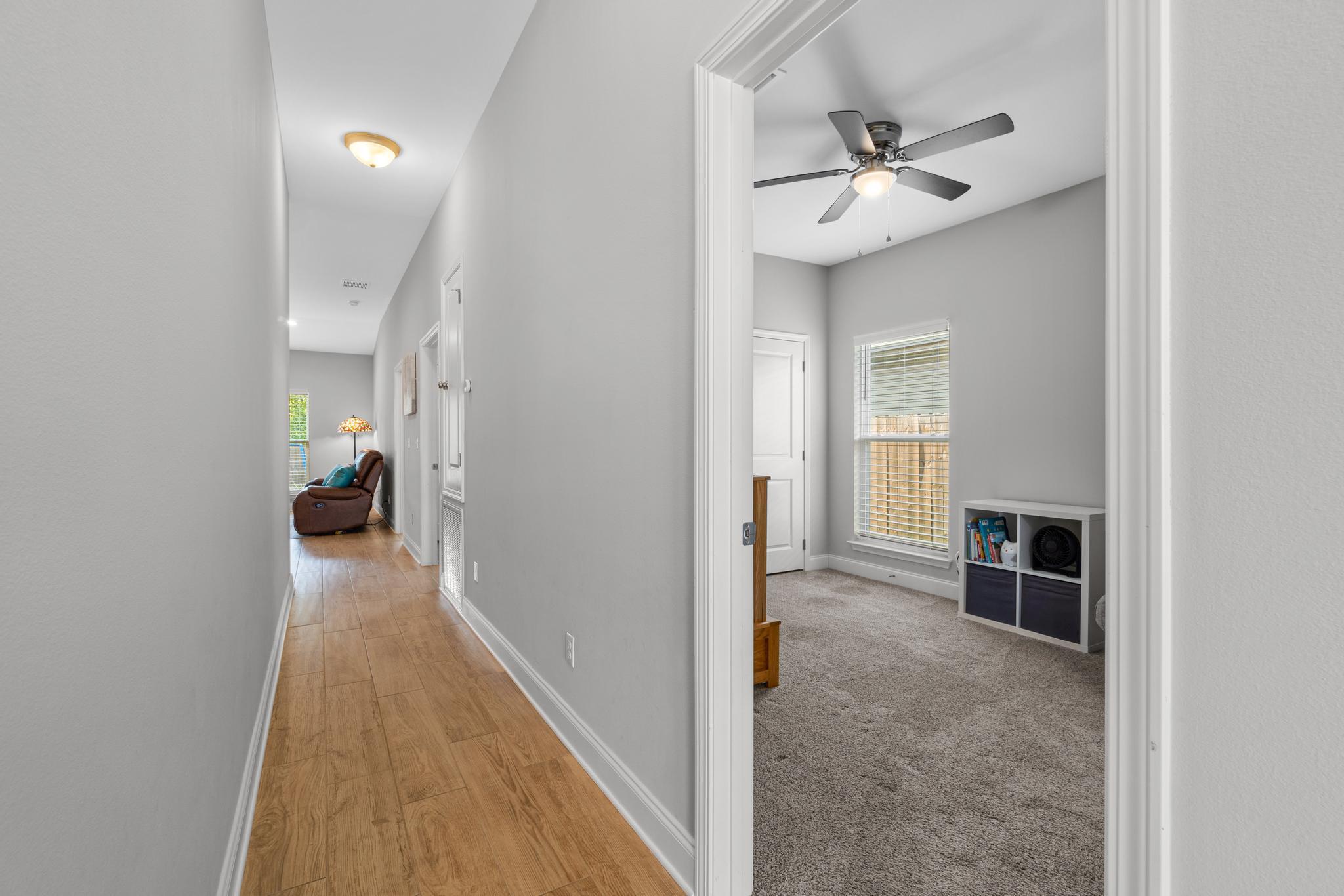 CRESCENT SHORES - Residential