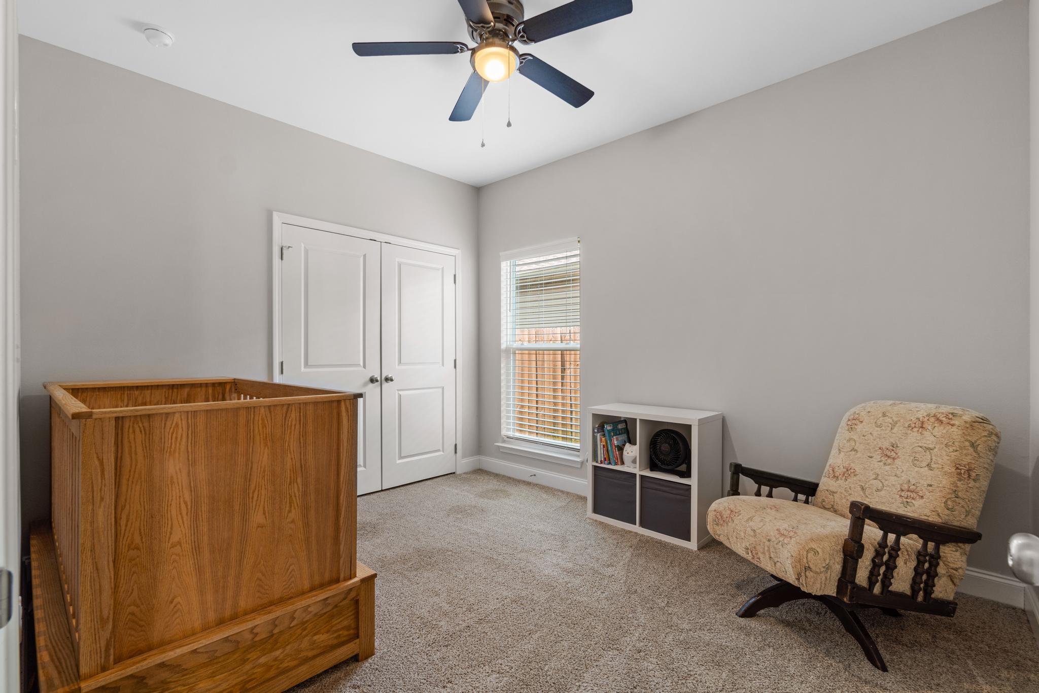 CRESCENT SHORES - Residential