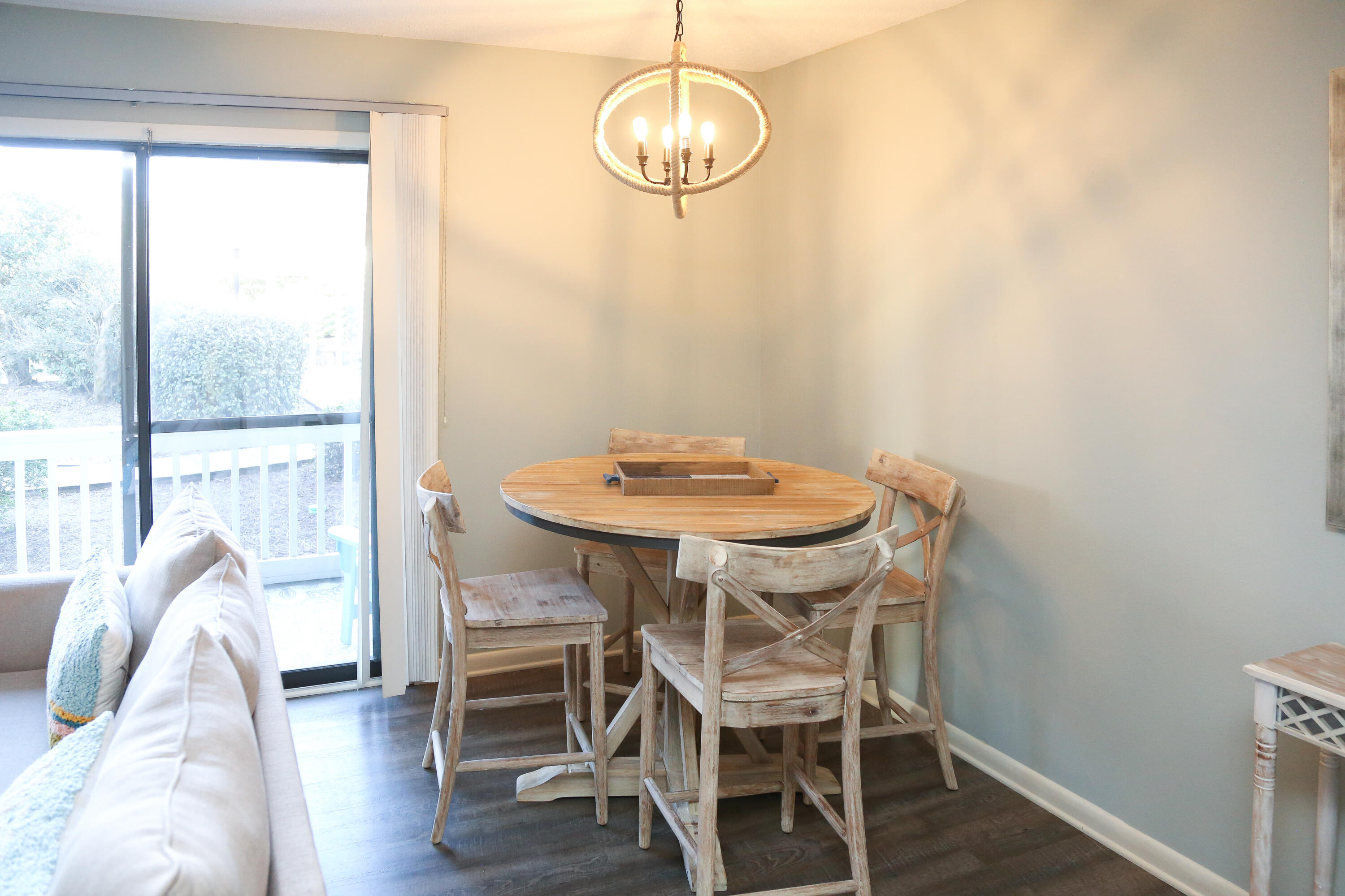 BEACHWOOD VILLAS CONDO - Residential