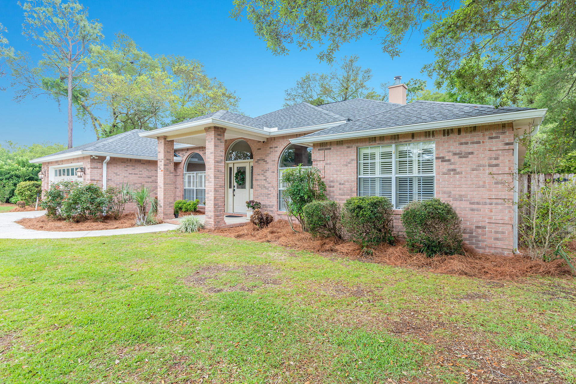 ROCKY BAYOU COUNTRY CLUB ESTATES 10 - Residential