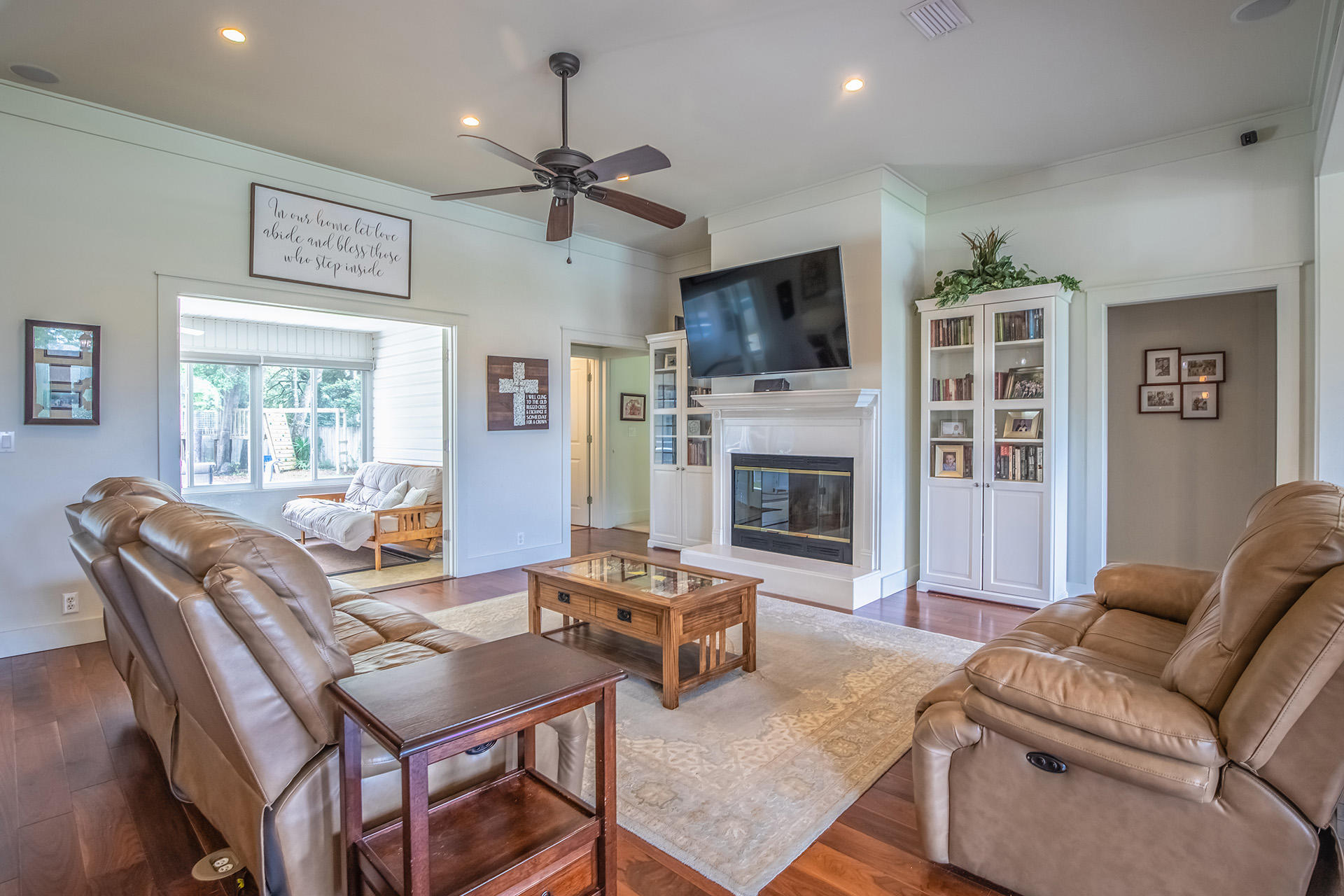 ROCKY BAYOU COUNTRY CLUB ESTATES 10 - Residential