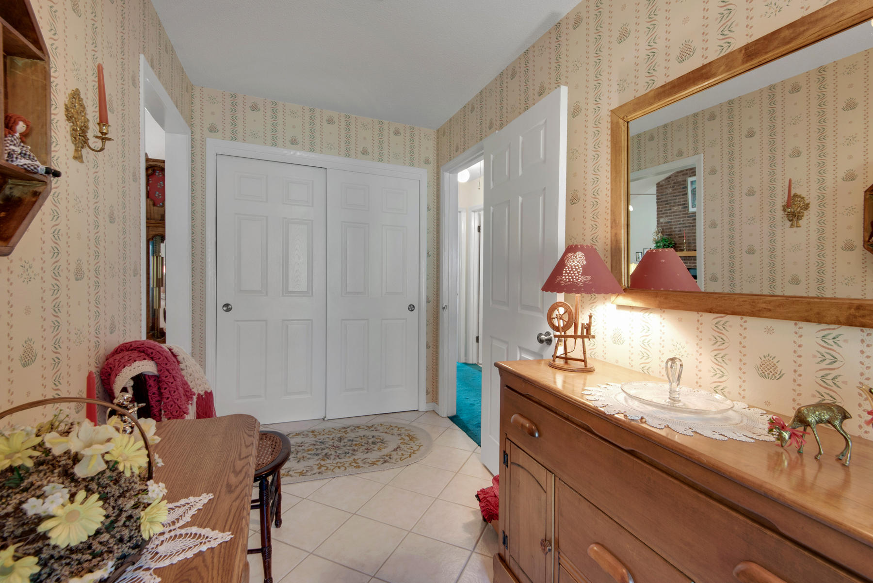 LAKE SHARON ESTATES - Residential