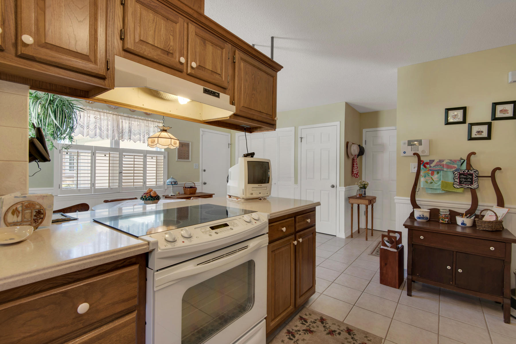 LAKE SHARON ESTATES - Residential