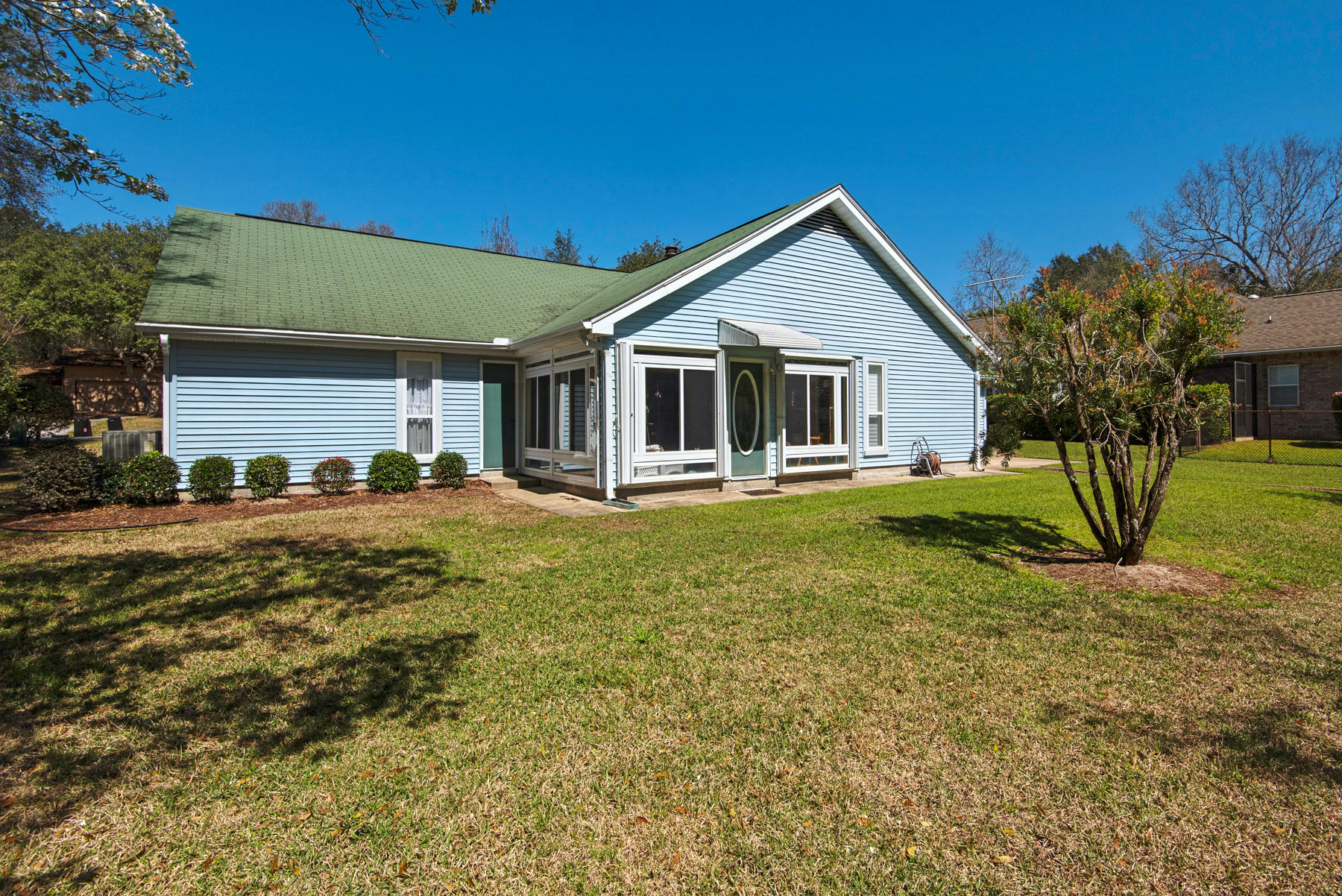 LAKE SHARON ESTATES - Residential