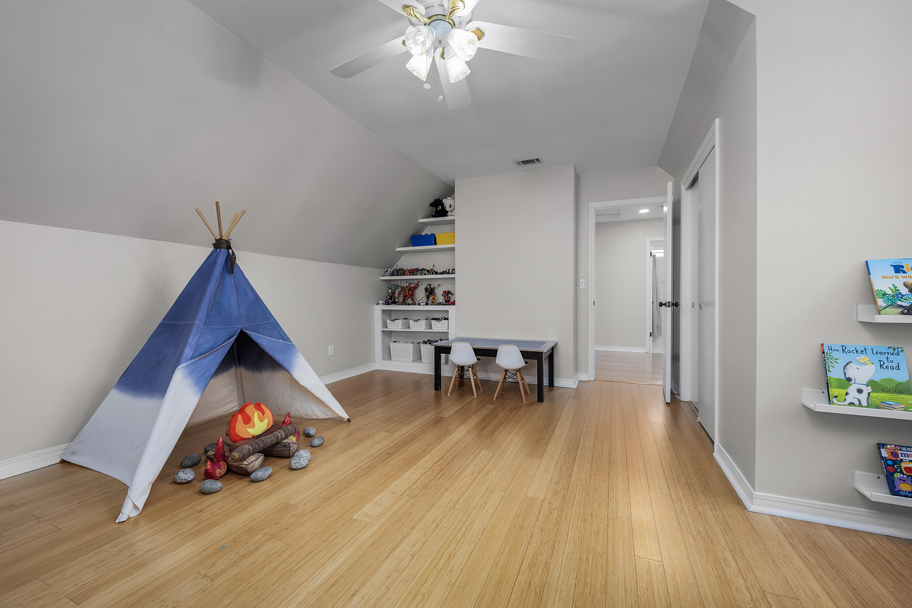 SANDY RIDGE ESTATES - Residential