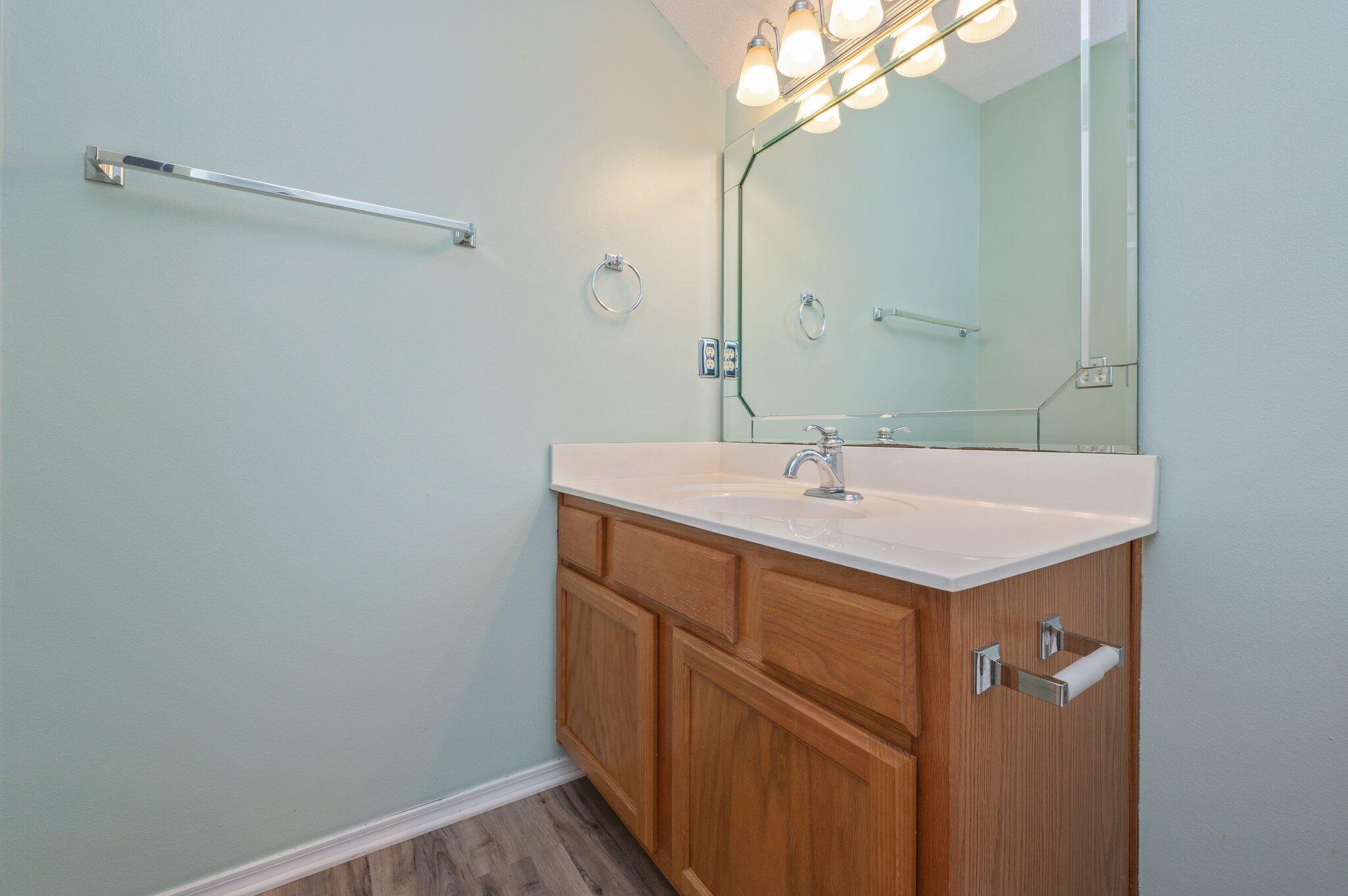 RIVERCHASE S/D PH 1 - Residential