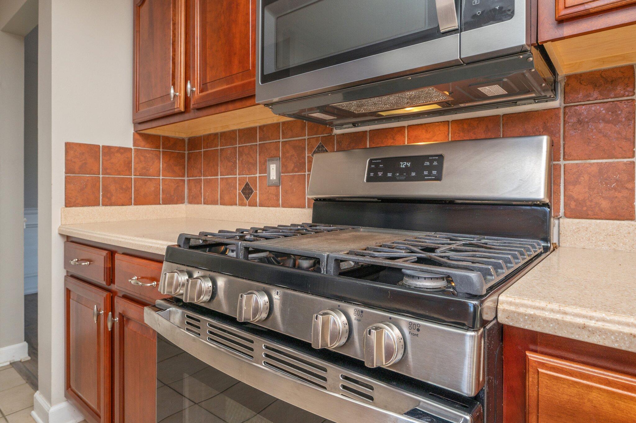 RIVERCHASE S/D PH 1 - Residential