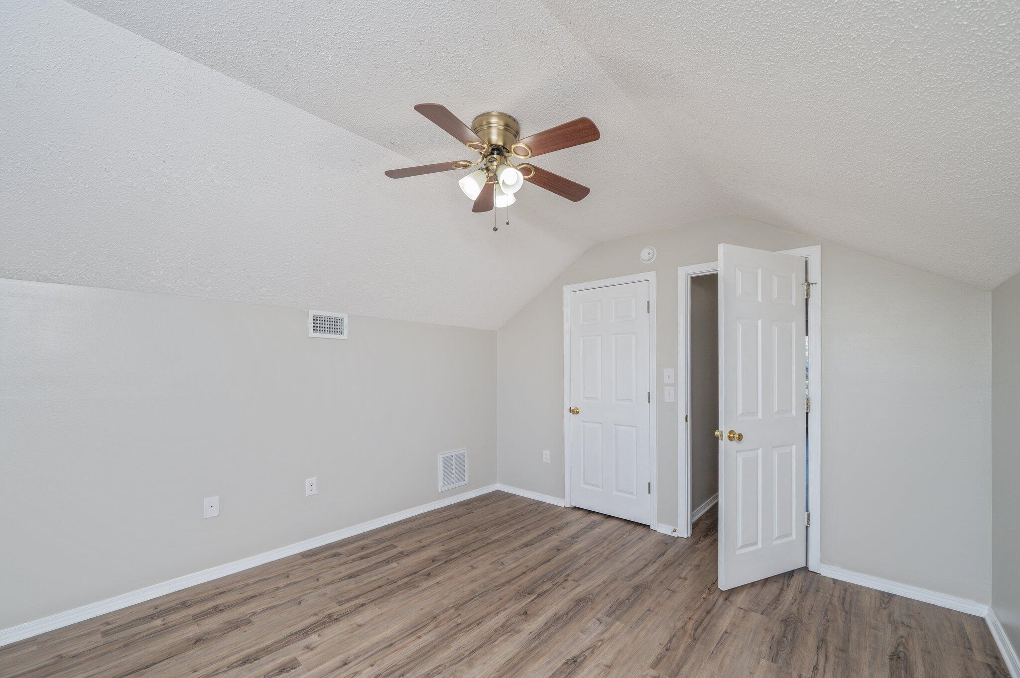 RIVERCHASE S/D PH 1 - Residential