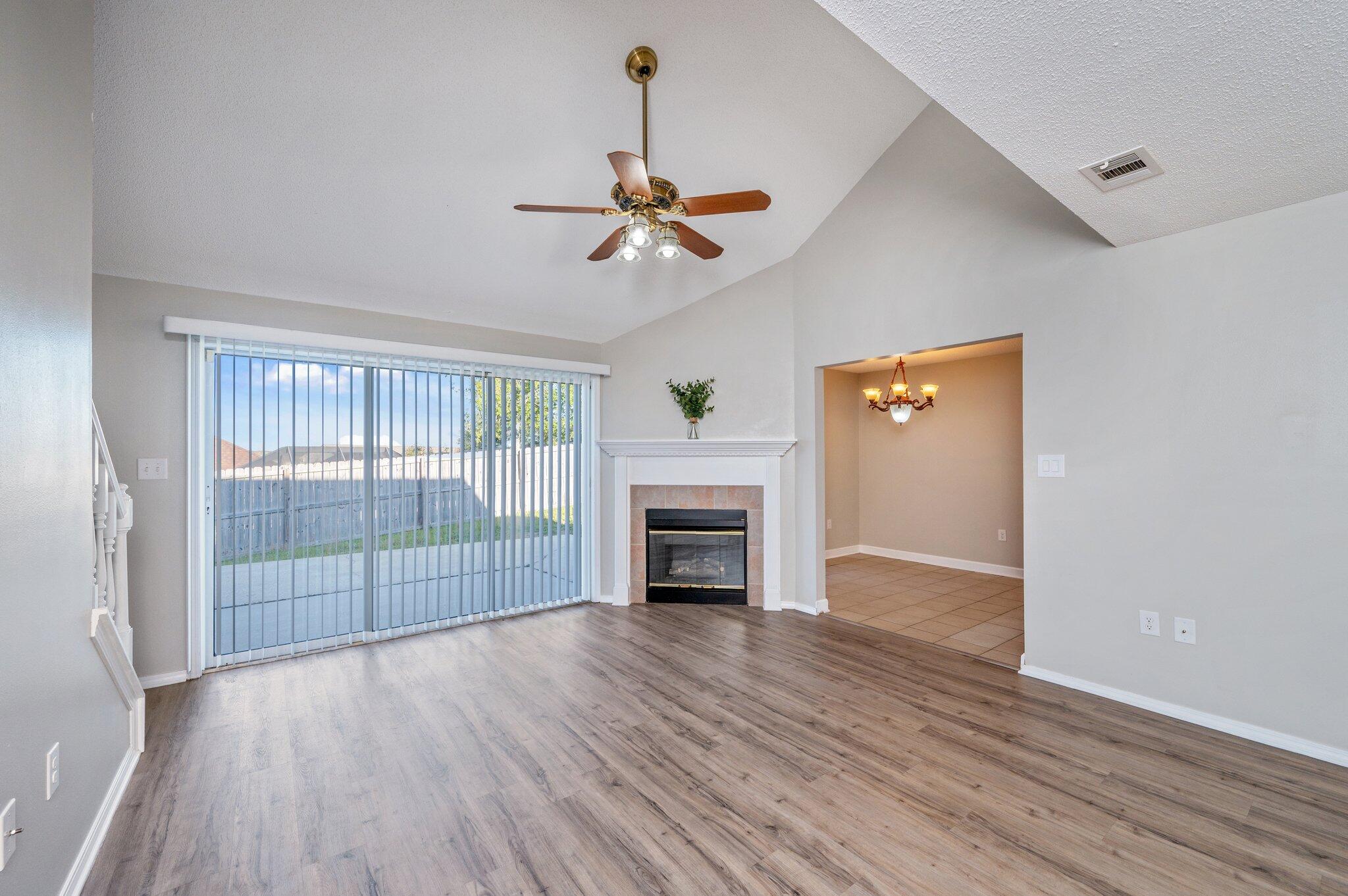 RIVERCHASE S/D PH 1 - Residential