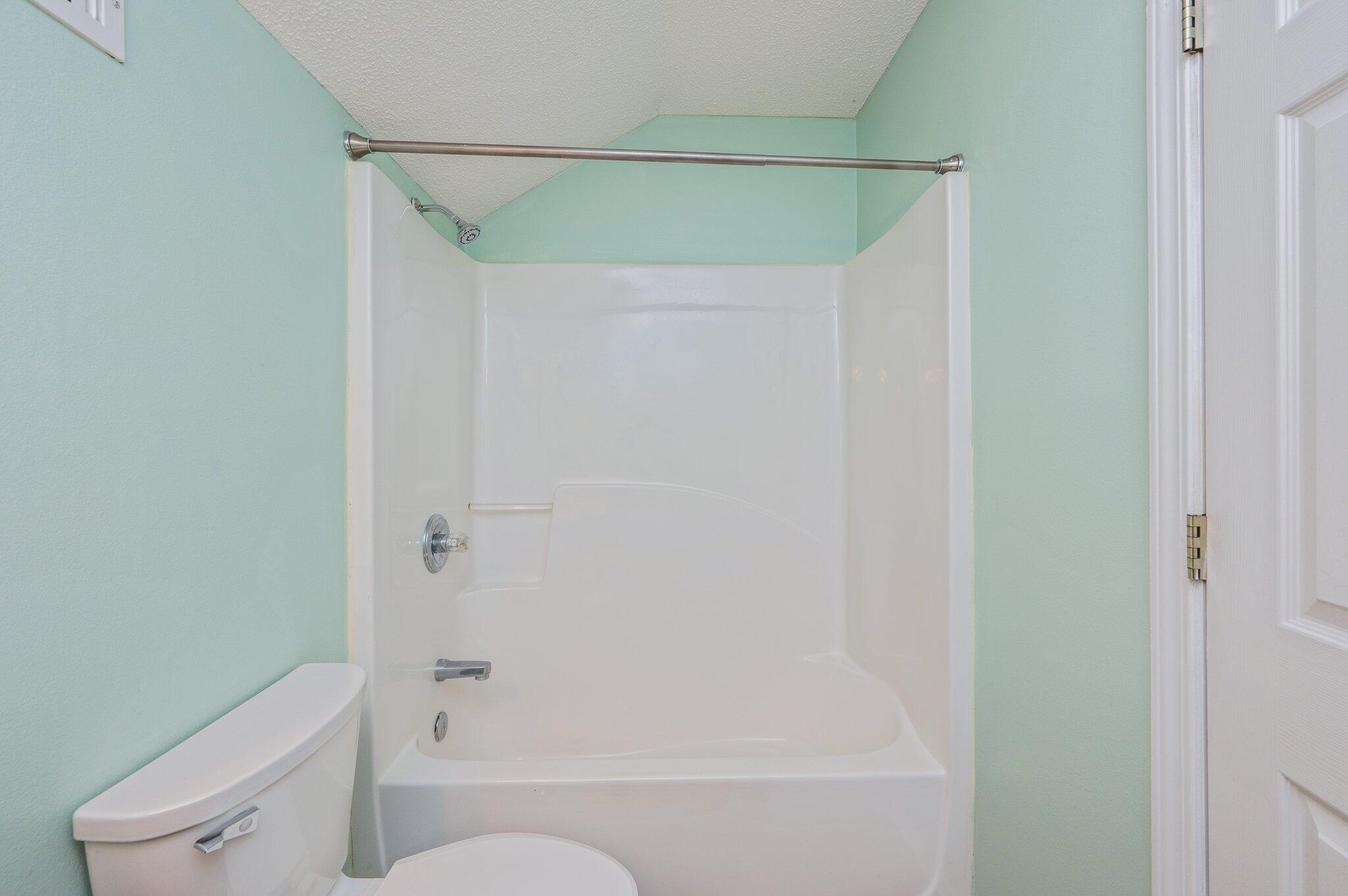 RIVERCHASE S/D PH 1 - Residential