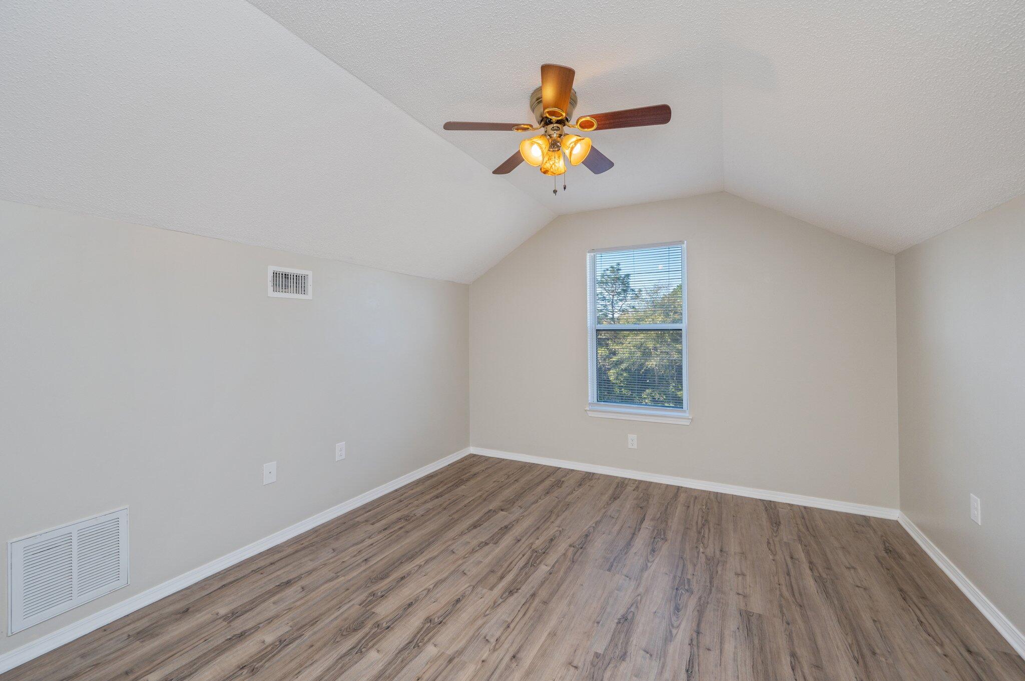 RIVERCHASE S/D PH 1 - Residential