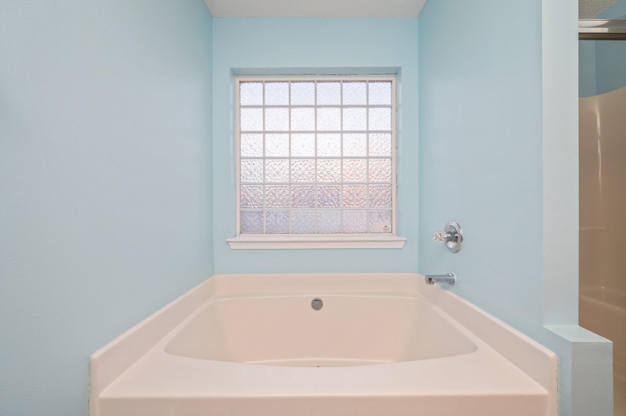 RIVERCHASE S/D PH 1 - Residential