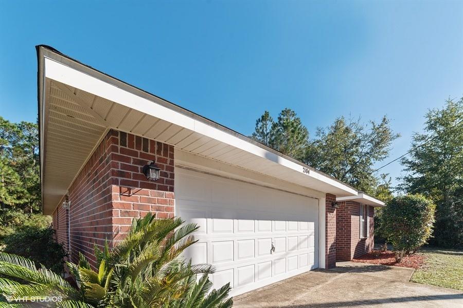 REO. FRESHLY PAINTED!! NEW ROOF!! NEW GRANITE COUNTER TOPS!! NEW STAINLESS APPLIANCES!! NEW LIGHT FIXTURES!! NEW CARPET!! WOW! Must see all Brick 3 bedroom home in Central Navarre! Large open floor plan with split bedrooms. Kitchen has richly colored wood cabinetry. Privacy fenced backyard with SPARKLING BLUE IN-GROUND POOL!l! Close to the Beaches of the Gulf of Mexico and Hurlburt Air Force Base. Call for more information!