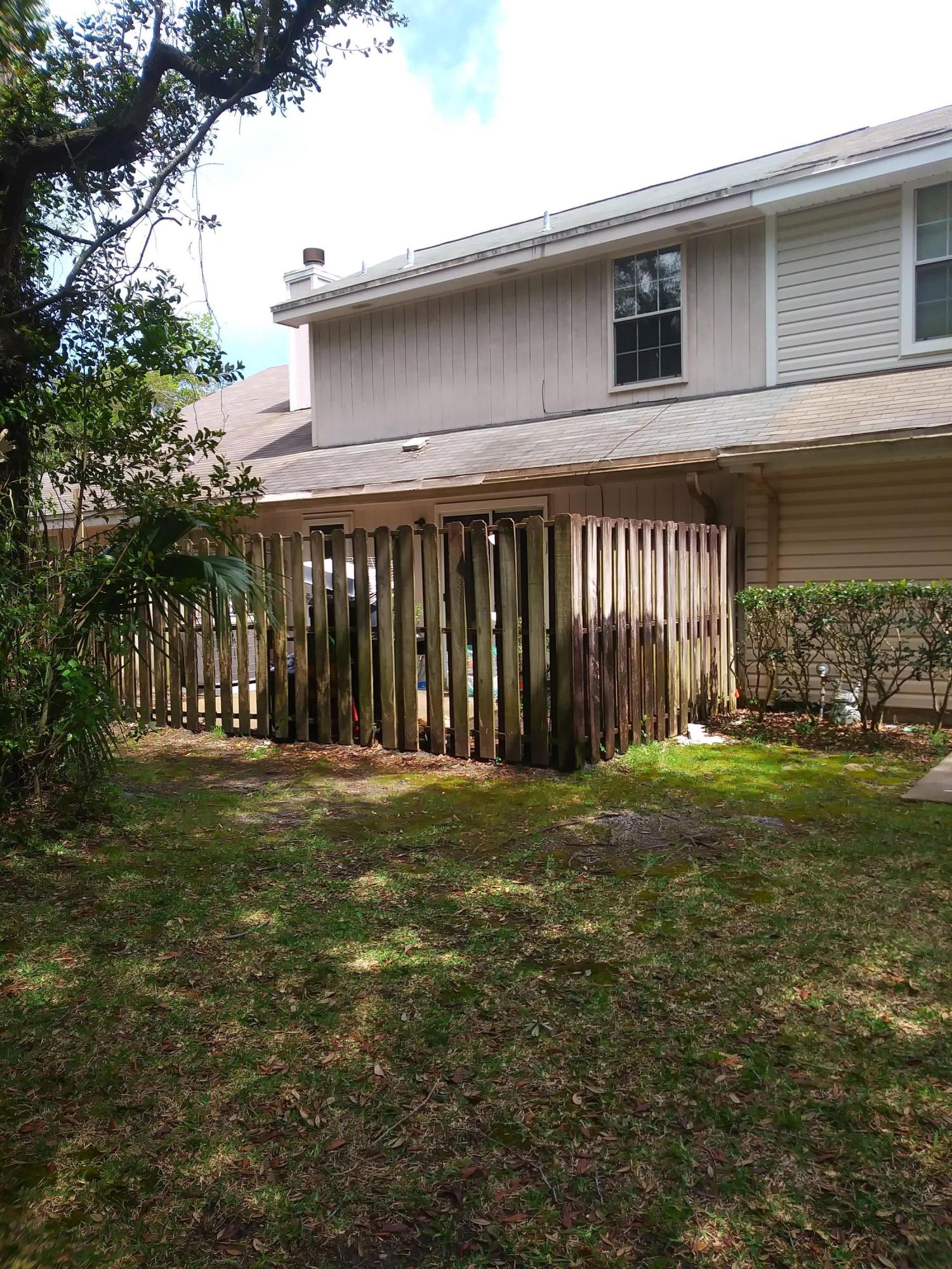 FALCON RIDGE - Residential