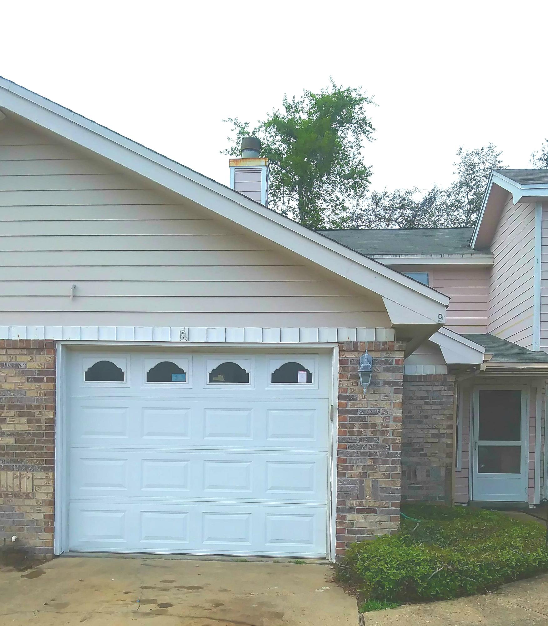 FALCON RIDGE - Residential