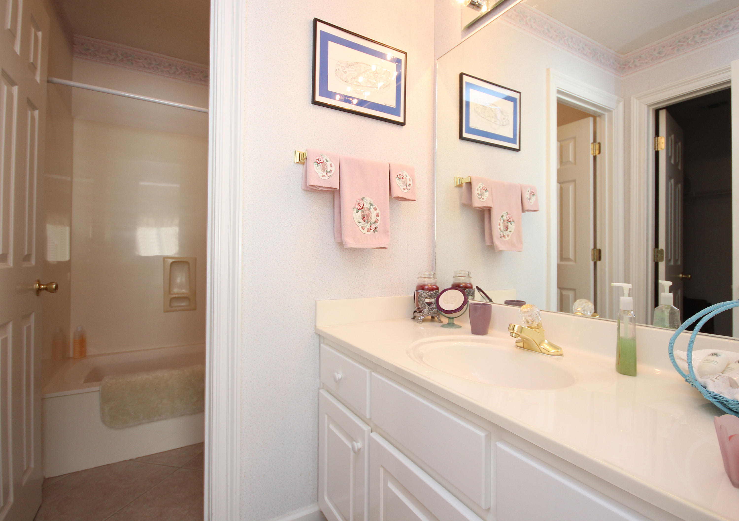 CAPTIVA COVE - Residential