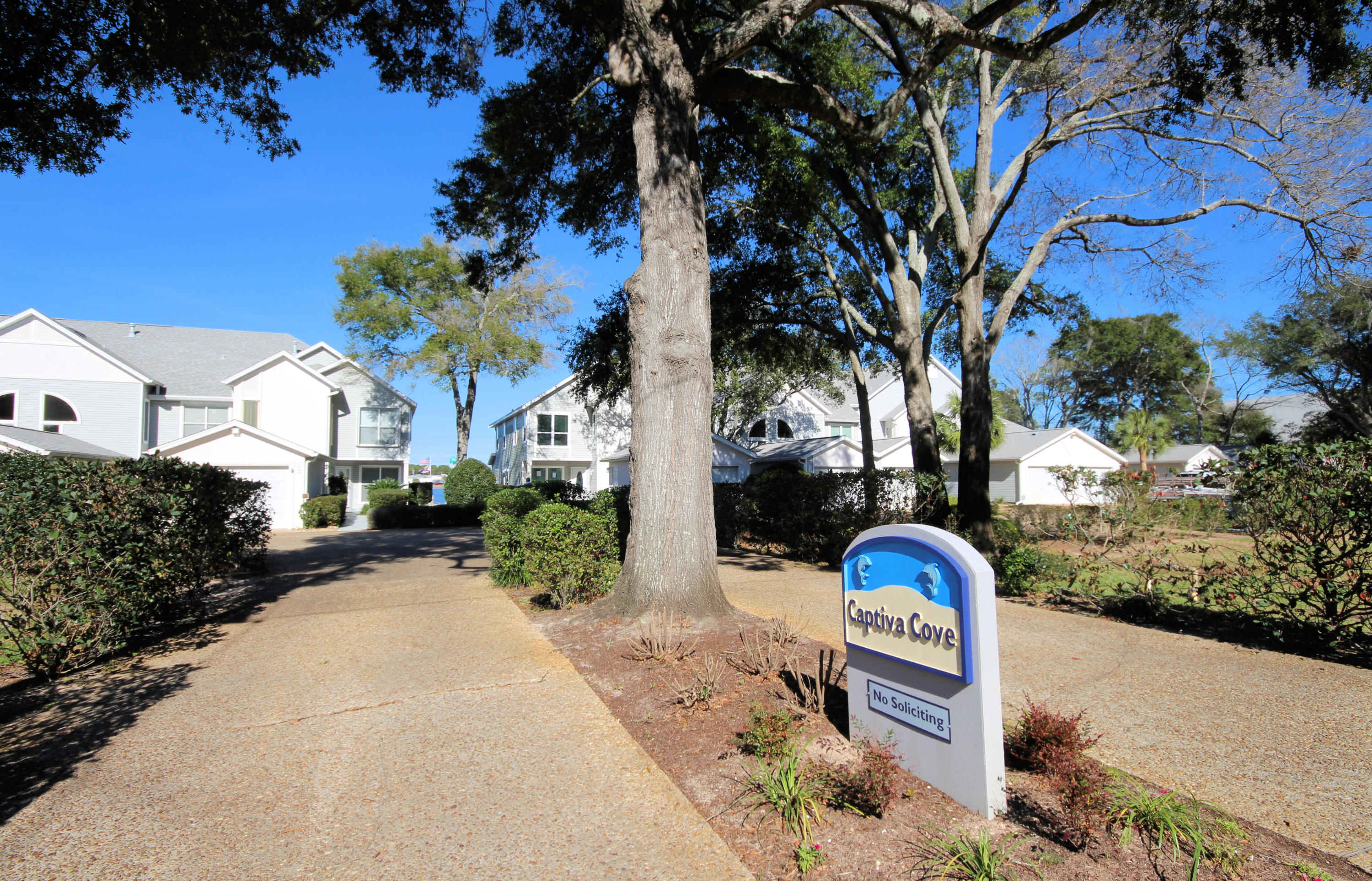 CAPTIVA COVE - Residential