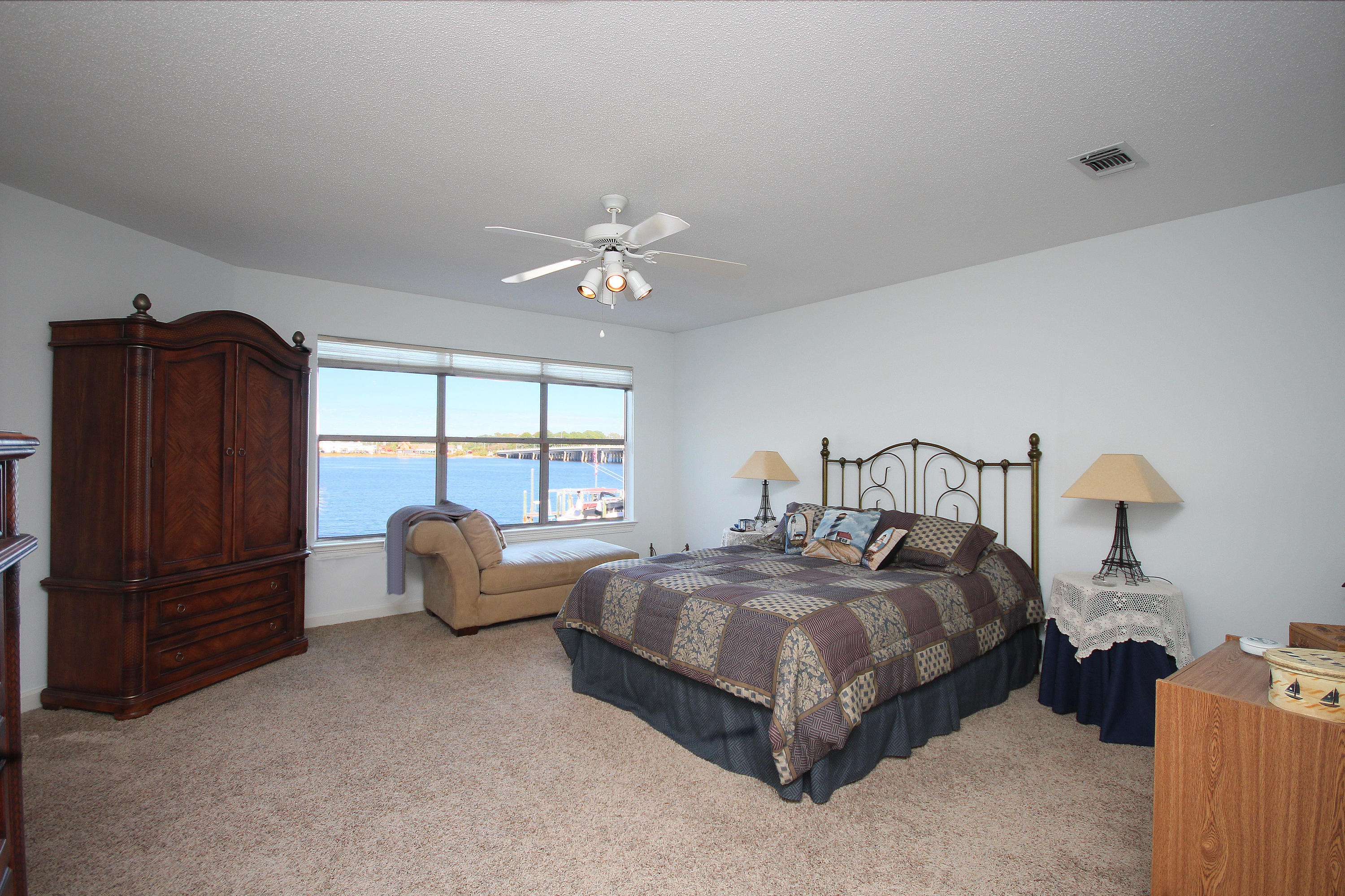 CAPTIVA COVE - Residential