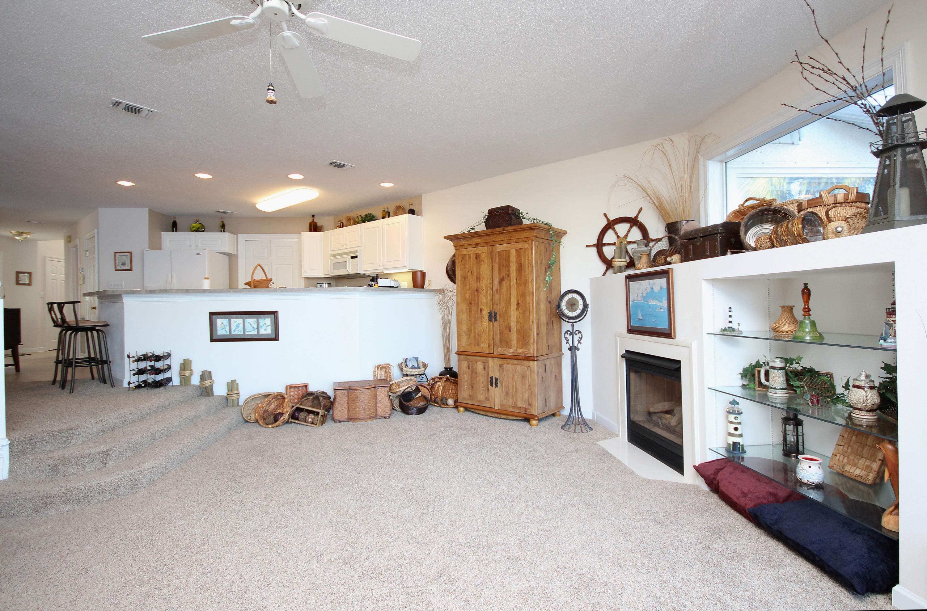 CAPTIVA COVE - Residential