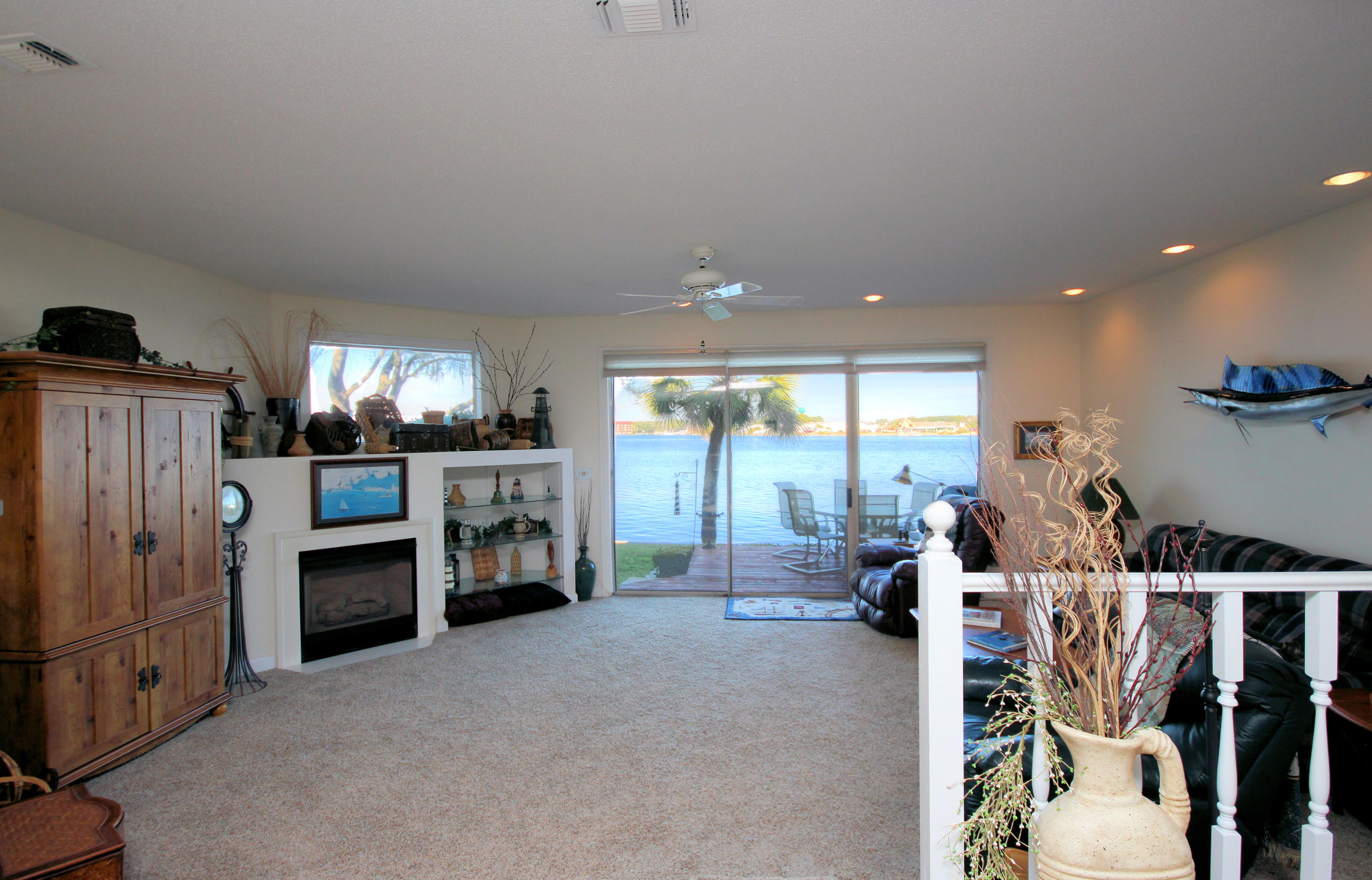 CAPTIVA COVE - Residential