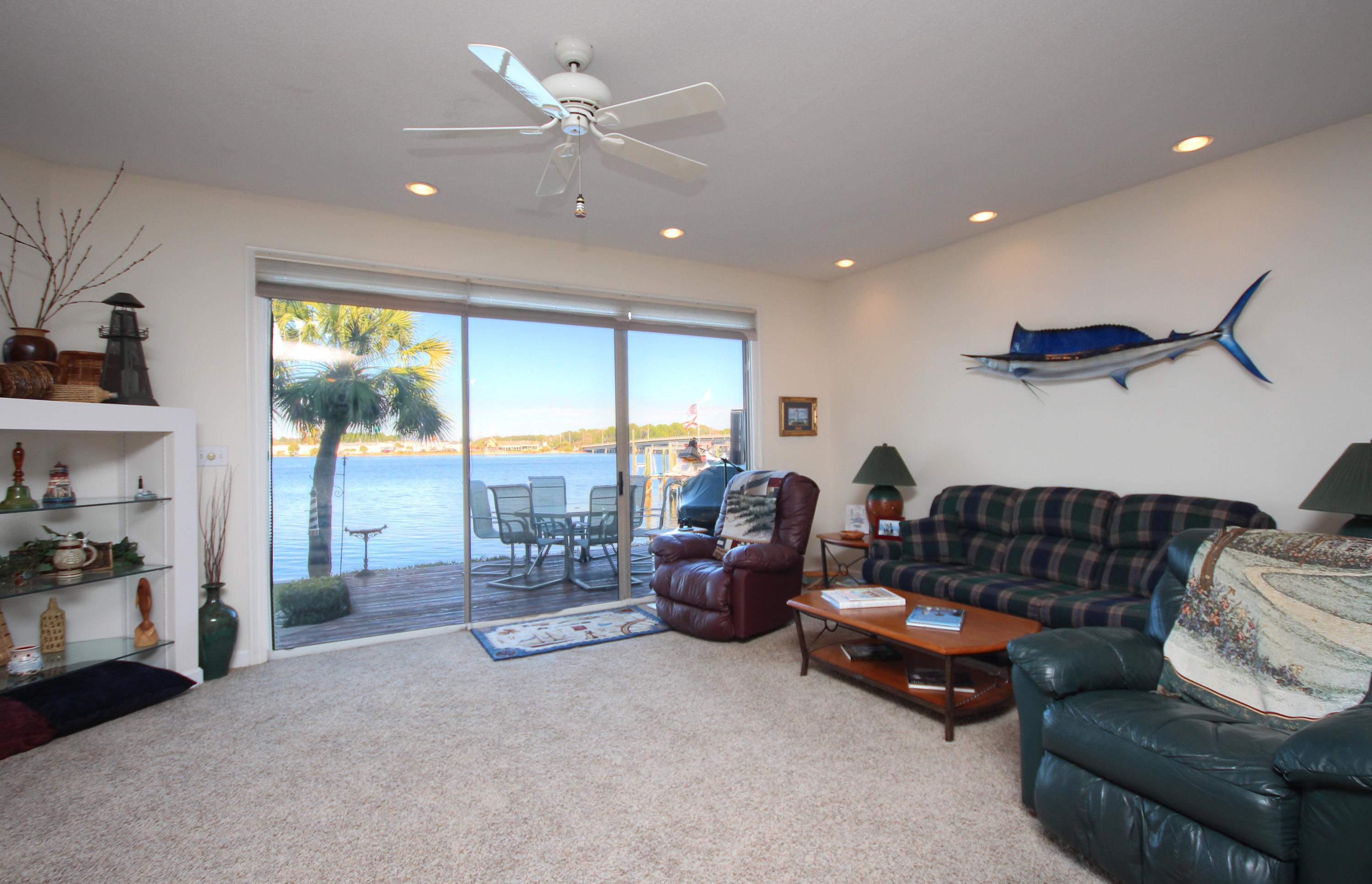 CAPTIVA COVE - Residential