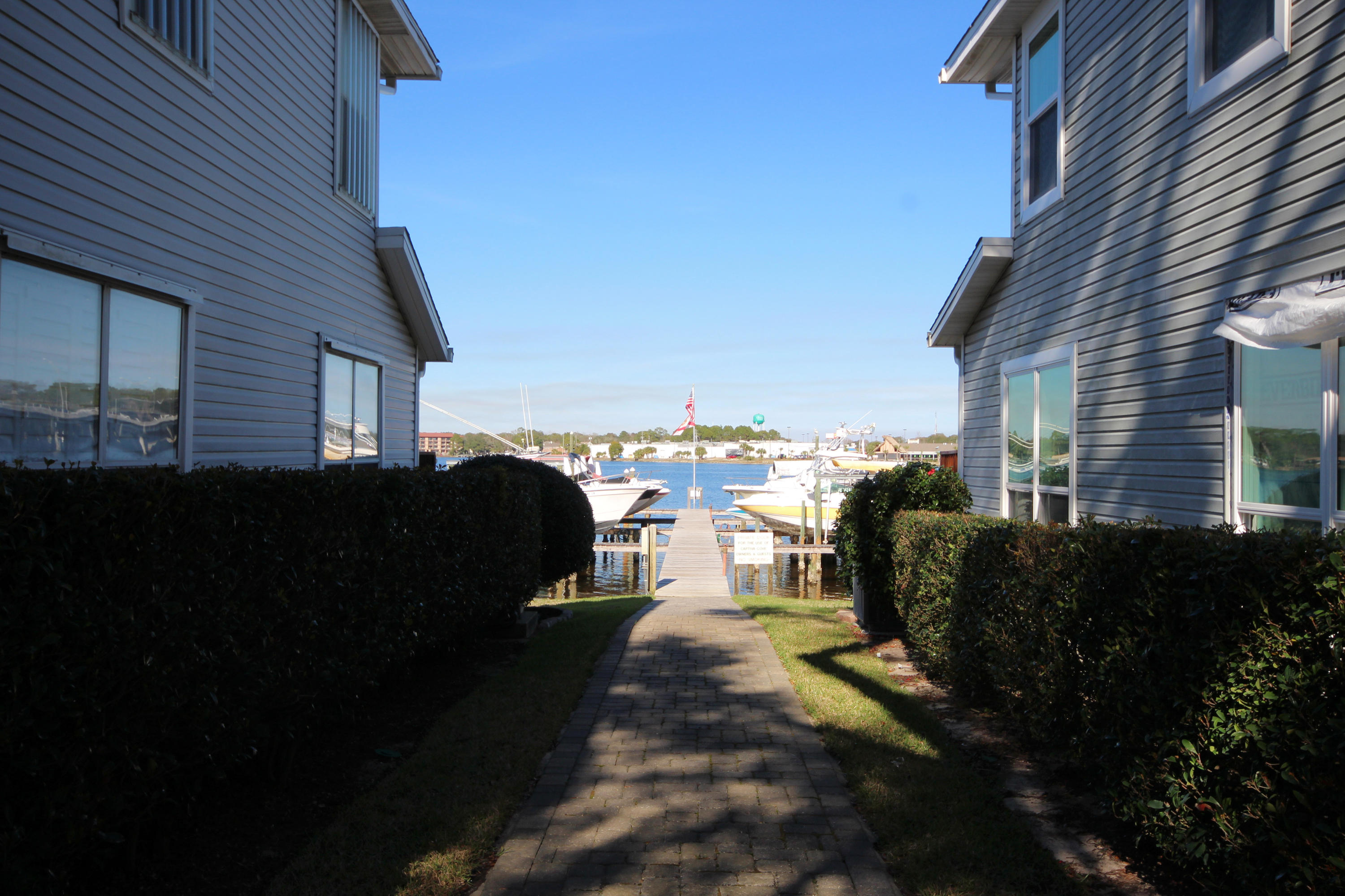 CAPTIVA COVE - Residential